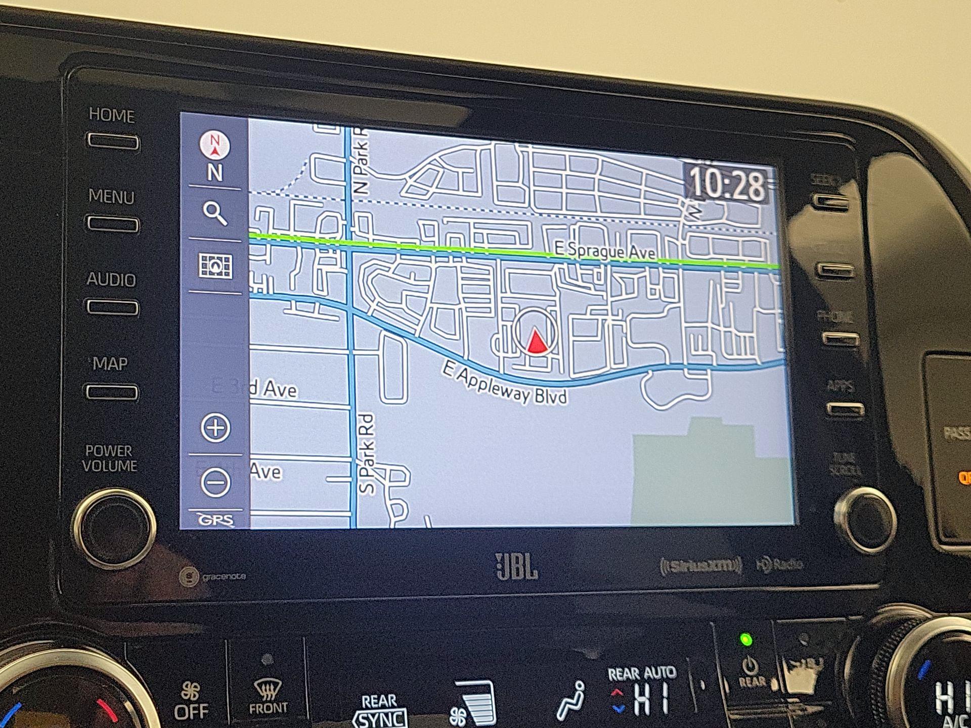 Thumbnail: 2021 Toyota Highlander - 14