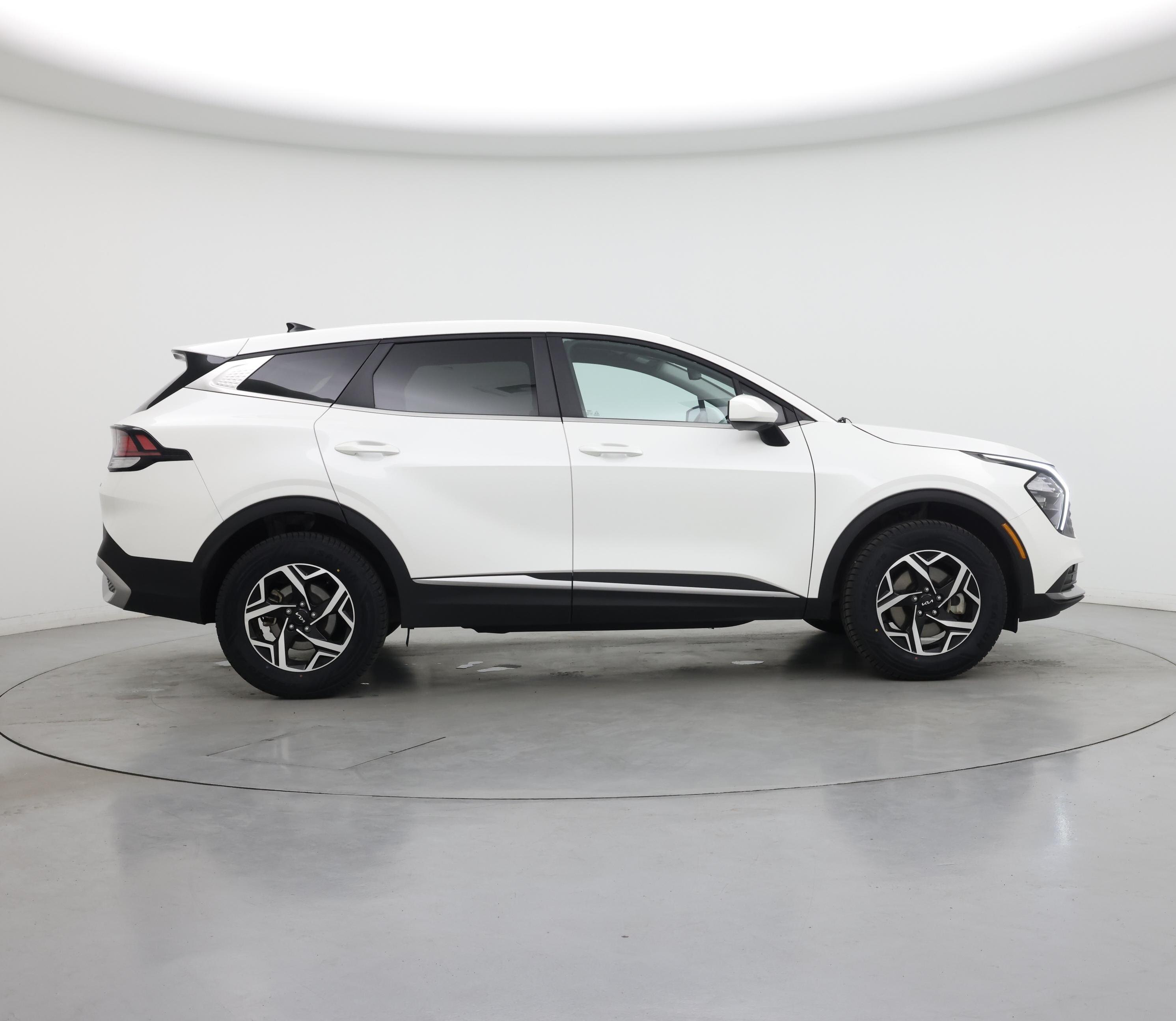 Thumbnail: 2023 Kia Sportage - 7