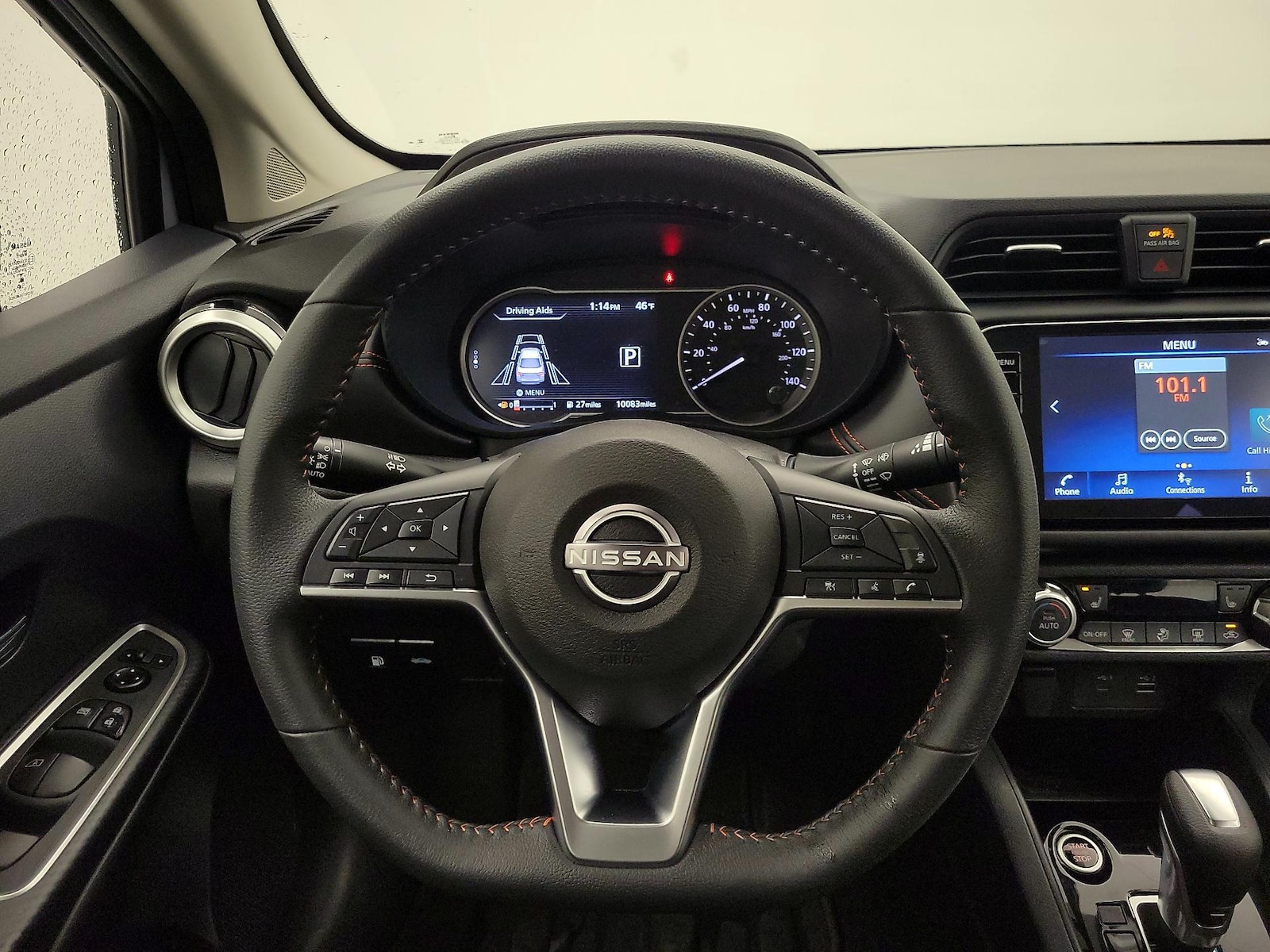2024 Nissan Versa Sedan SR - Photo 11