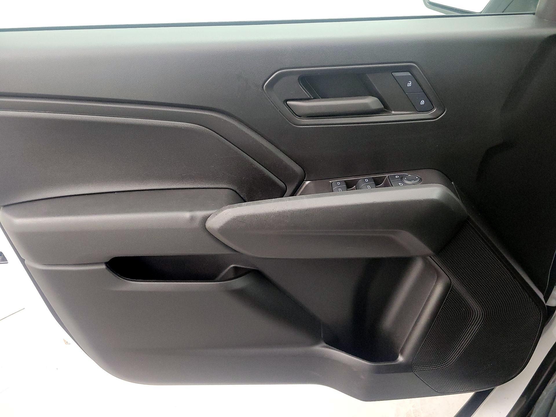 Thumbnail: 2024 Chevrolet Colorado - 12