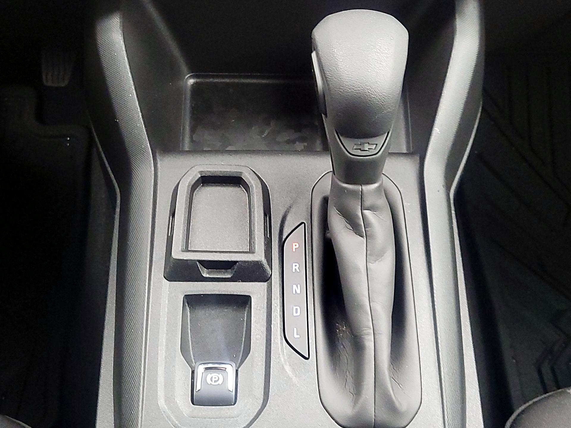 Thumbnail: 2024 Chevrolet Colorado - 18