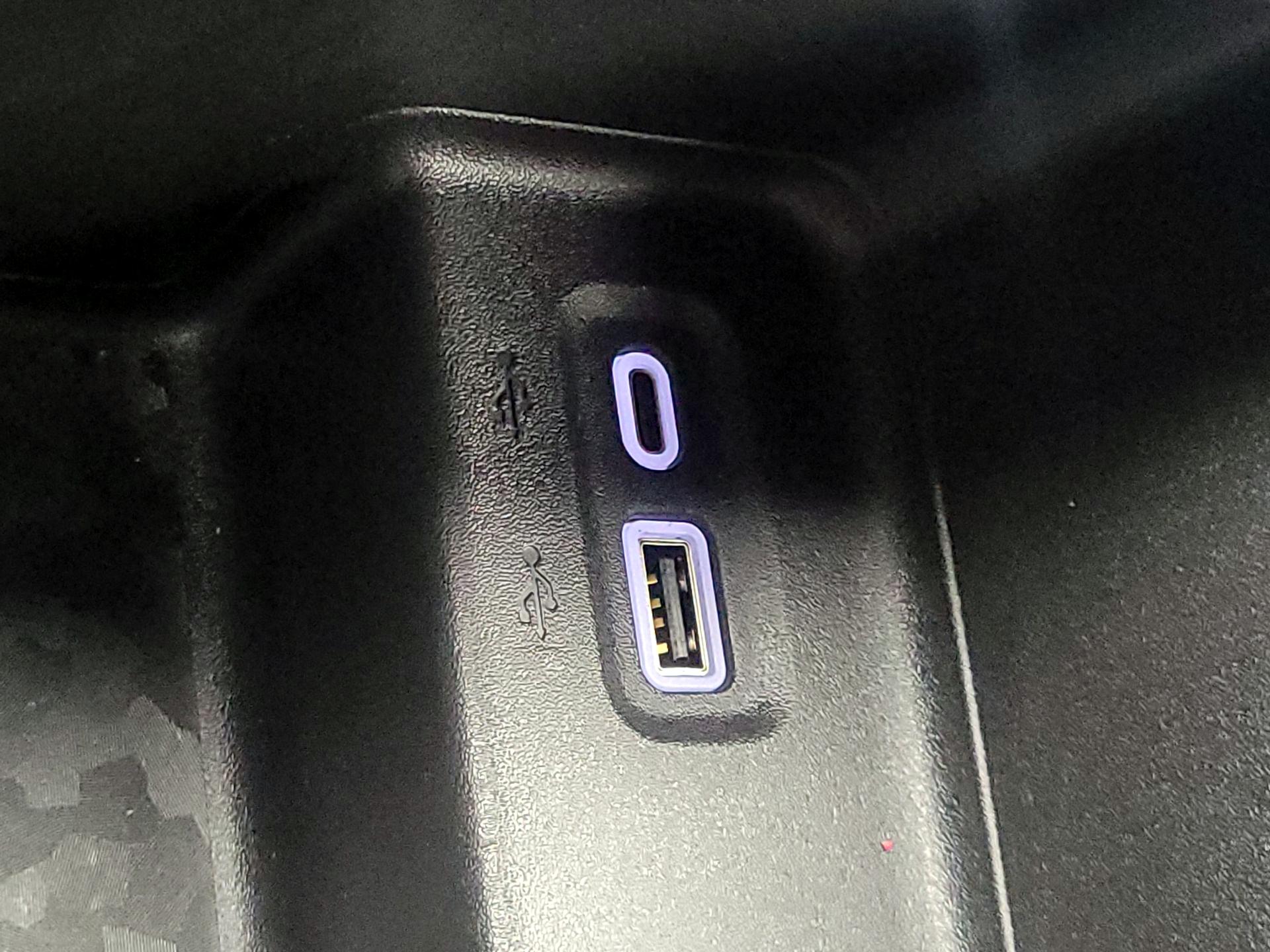 Thumbnail: 2024 Chevrolet Colorado - 19