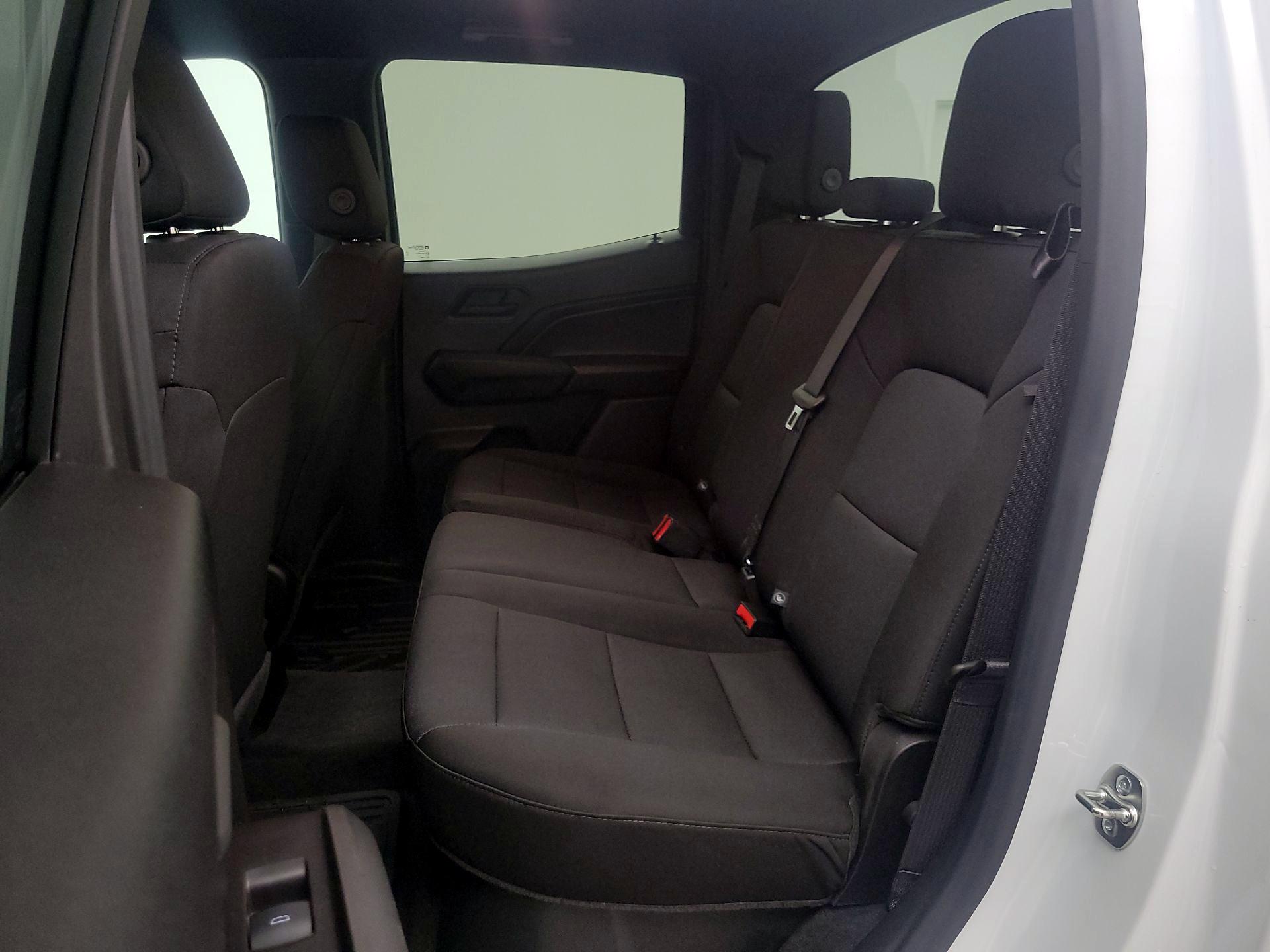 Thumbnail: 2024 Chevrolet Colorado - 20