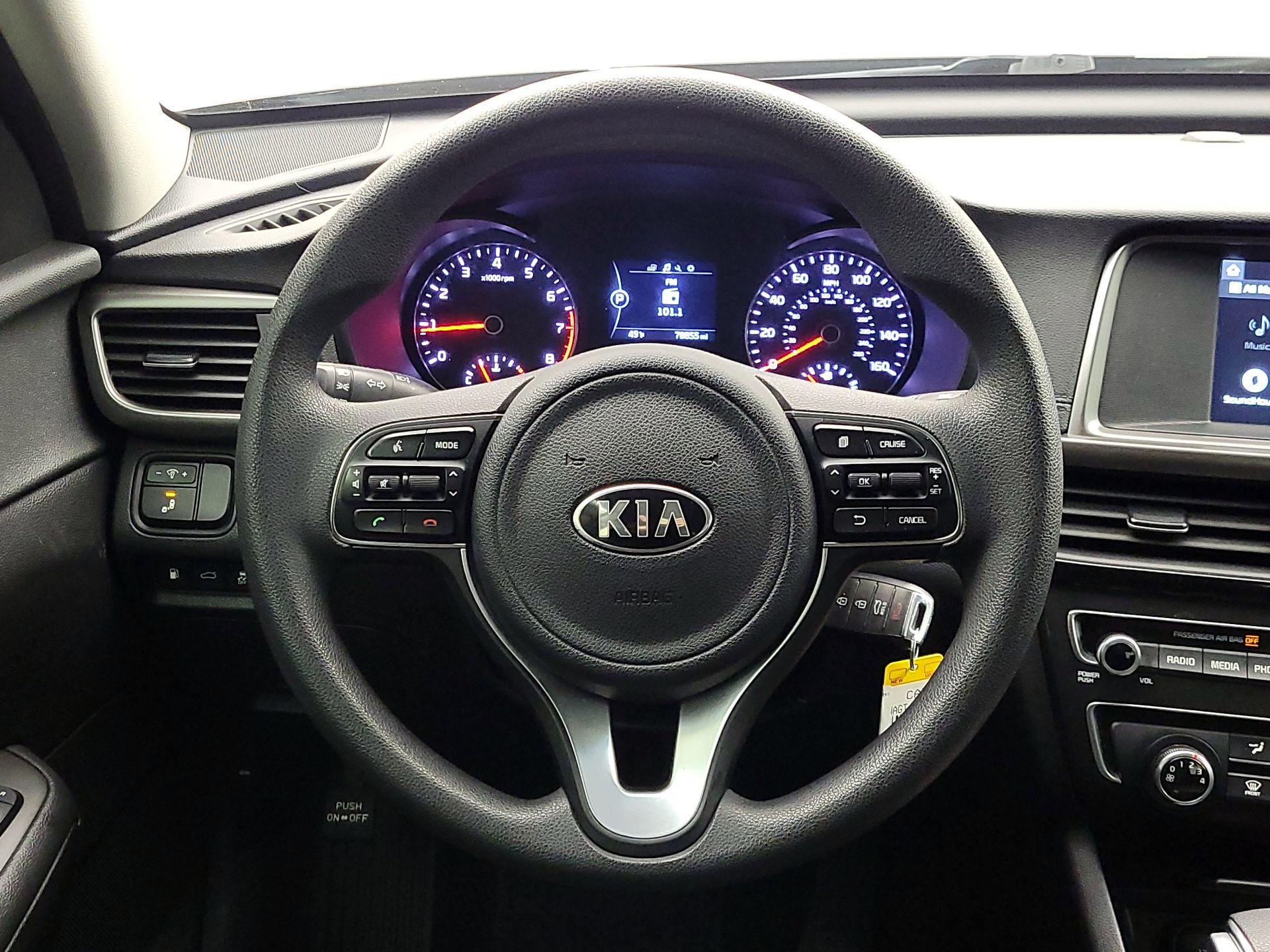 Thumbnail: 2018 Kia Optima - 10