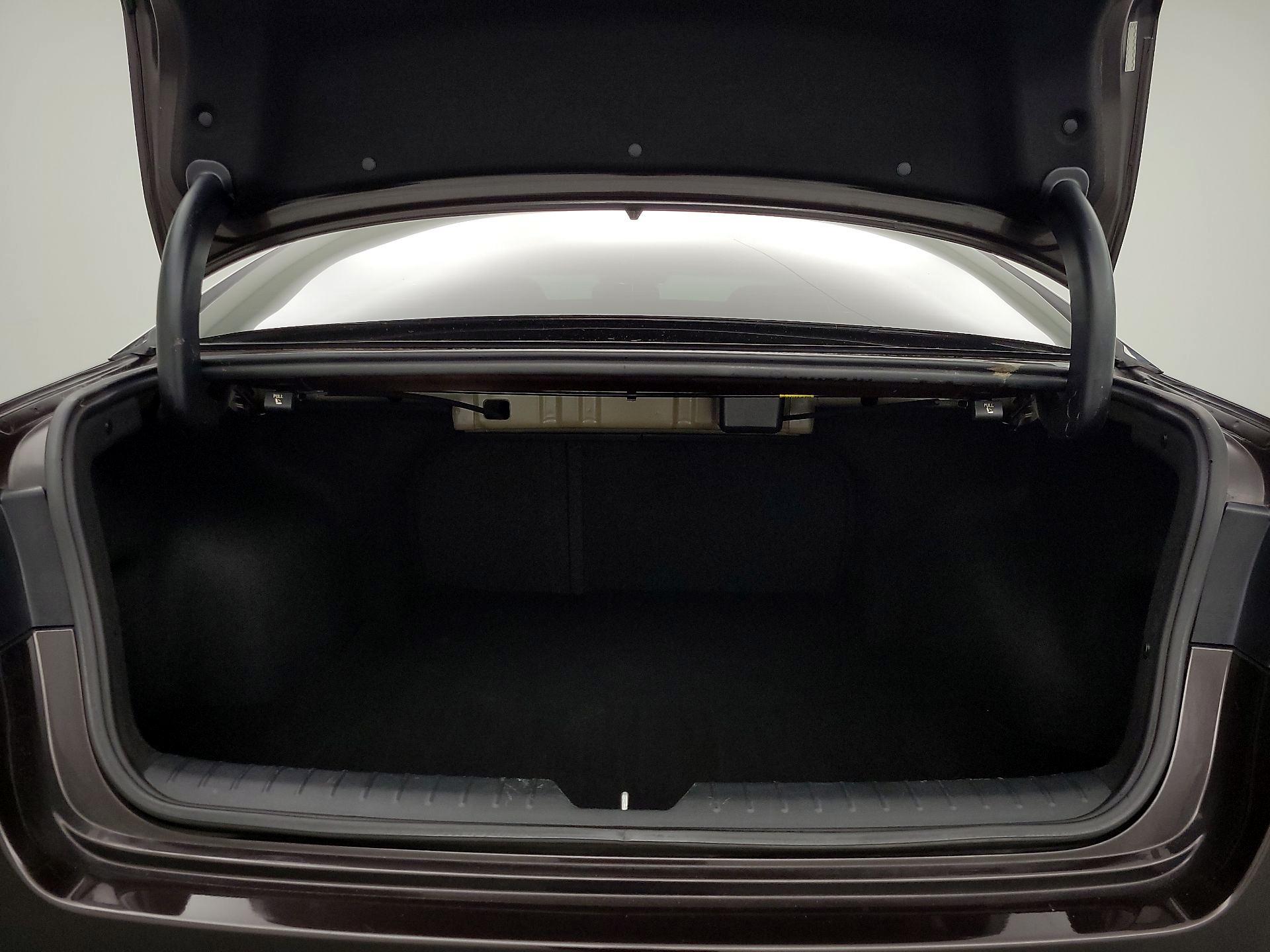 Thumbnail: 2018 Kia Optima - 20