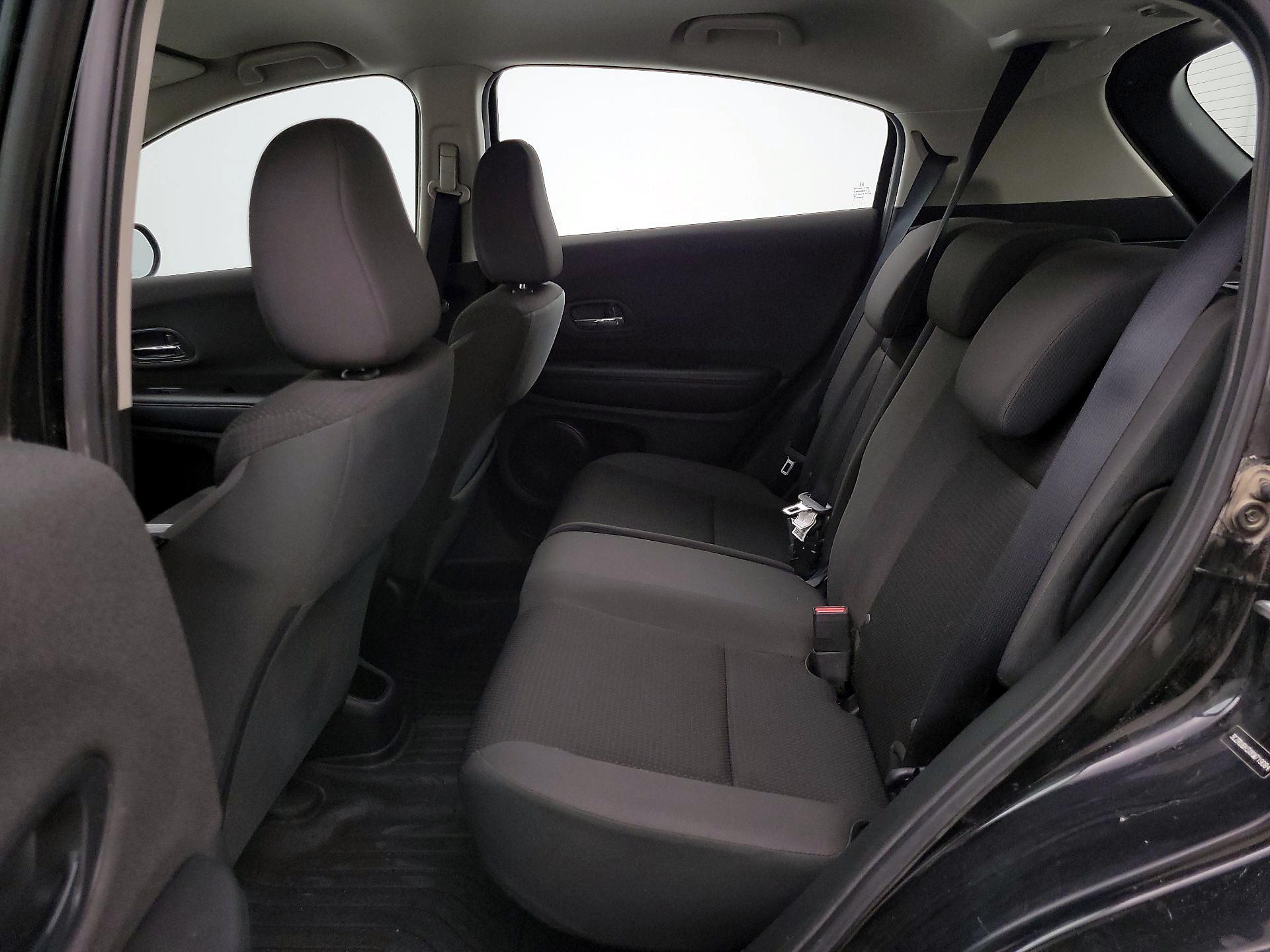 Thumbnail: 2019 Honda HR-V - 19