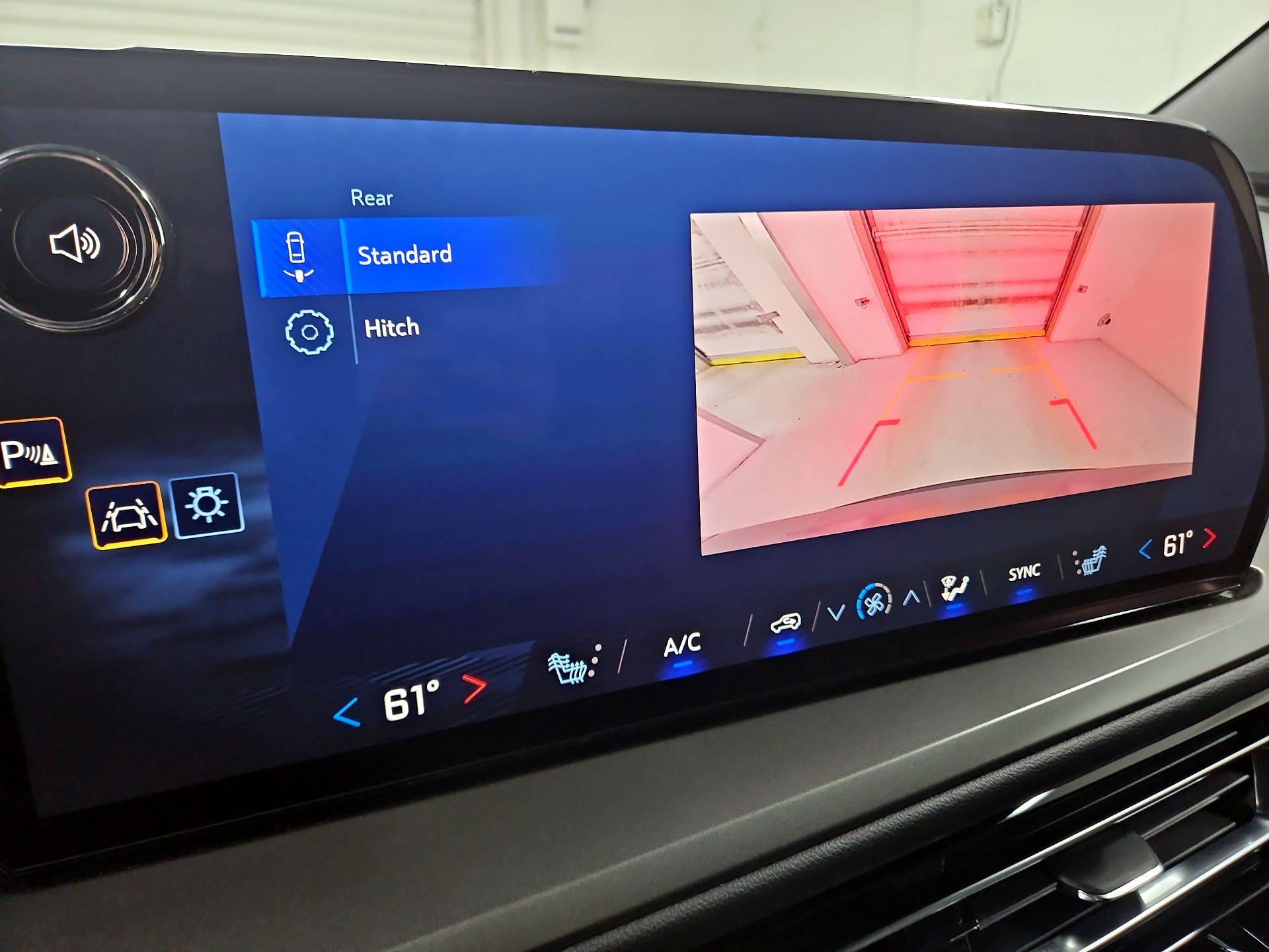 Thumbnail: 2025 Chevrolet Traverse - 14