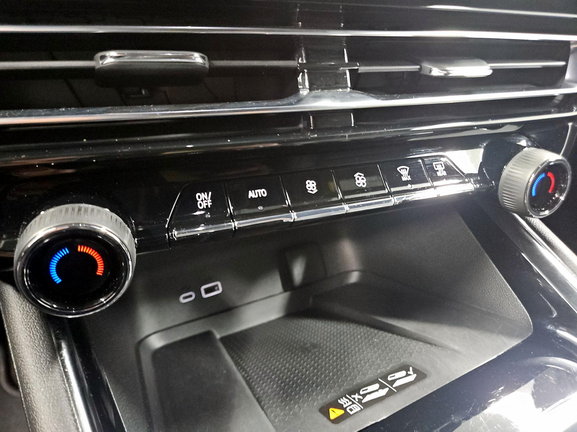 Thumbnail: 2025 Chevrolet Traverse - 16