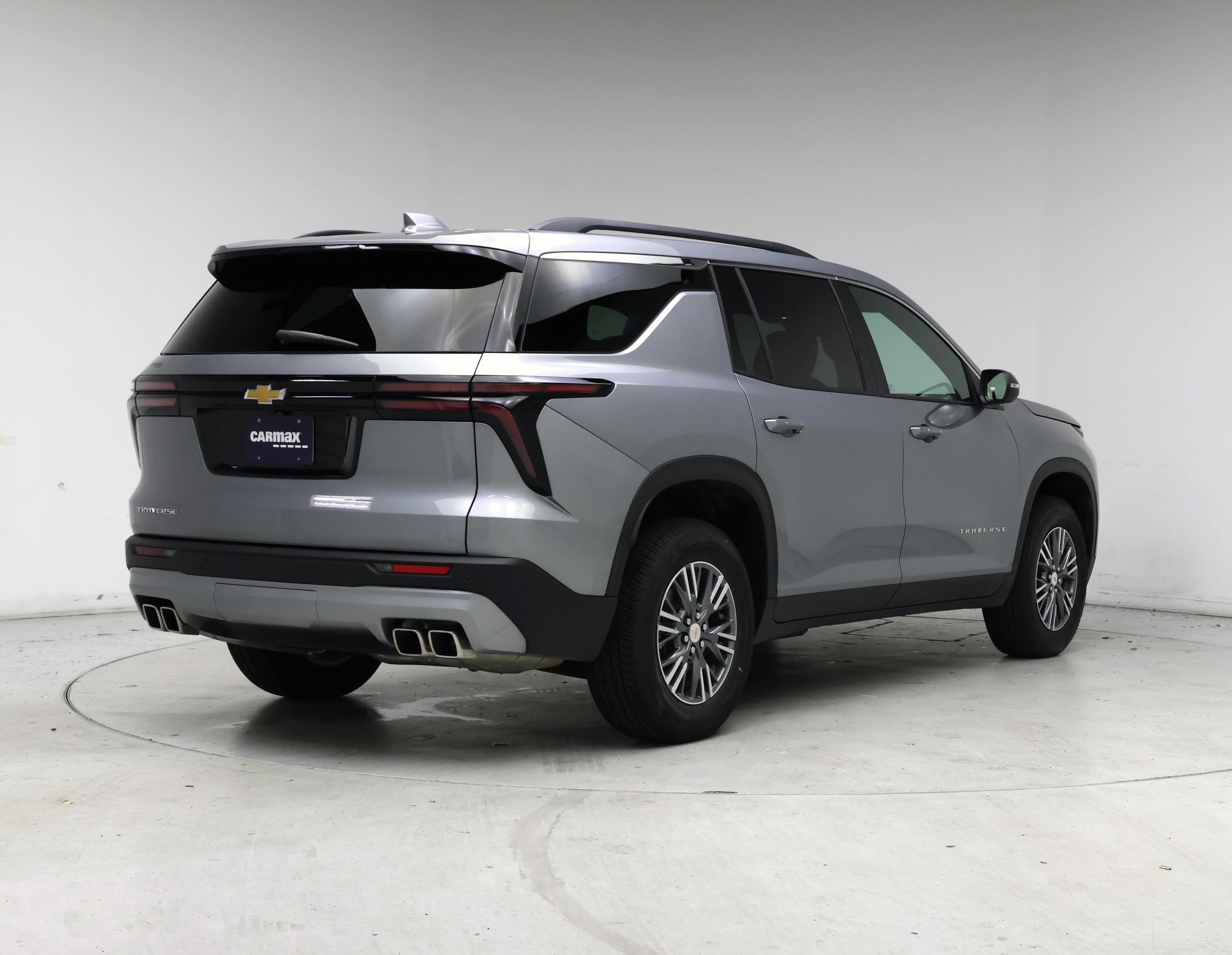 Thumbnail: 2025 Chevrolet Traverse - 8