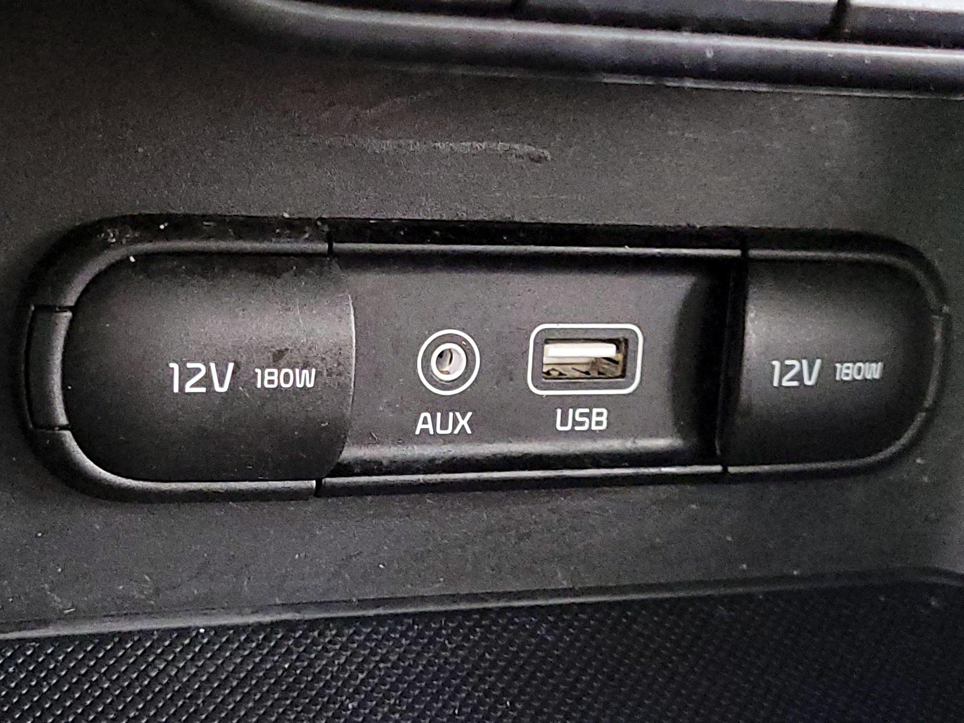 Thumbnail: 2017 Kia Sportage - 19