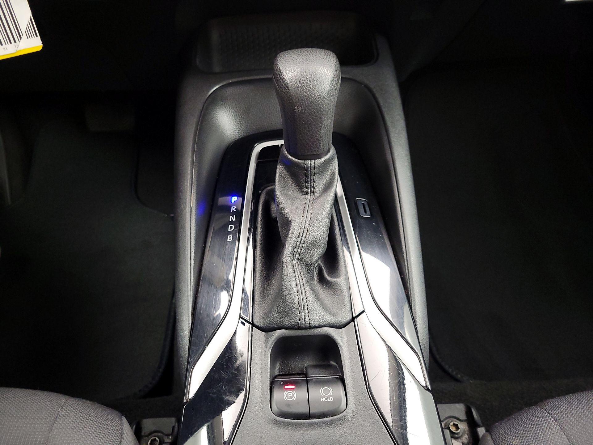 Thumbnail: 2021 Toyota Corolla - 18