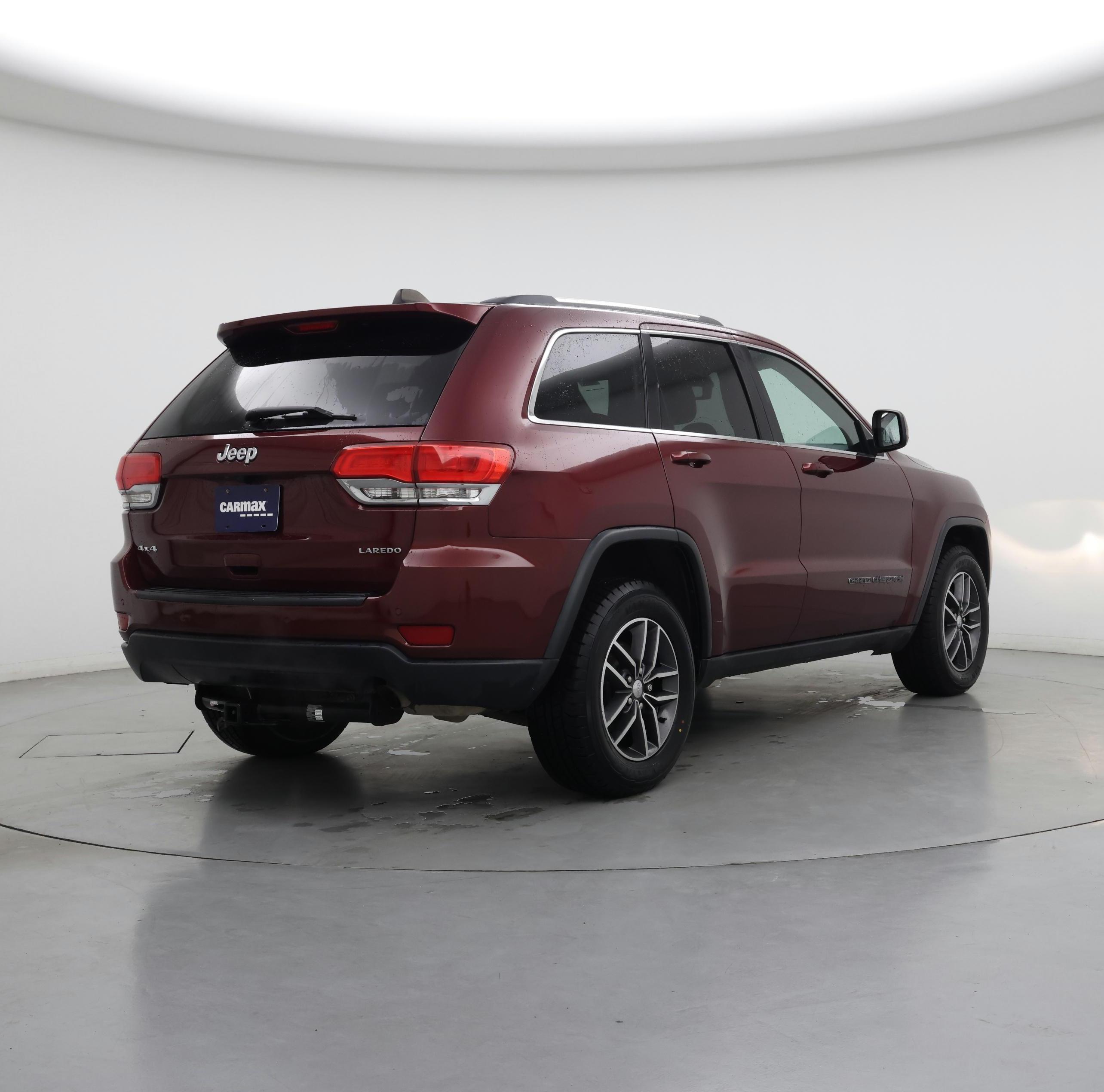 Thumbnail: 2018 Jeep Grand Cherokee - 8