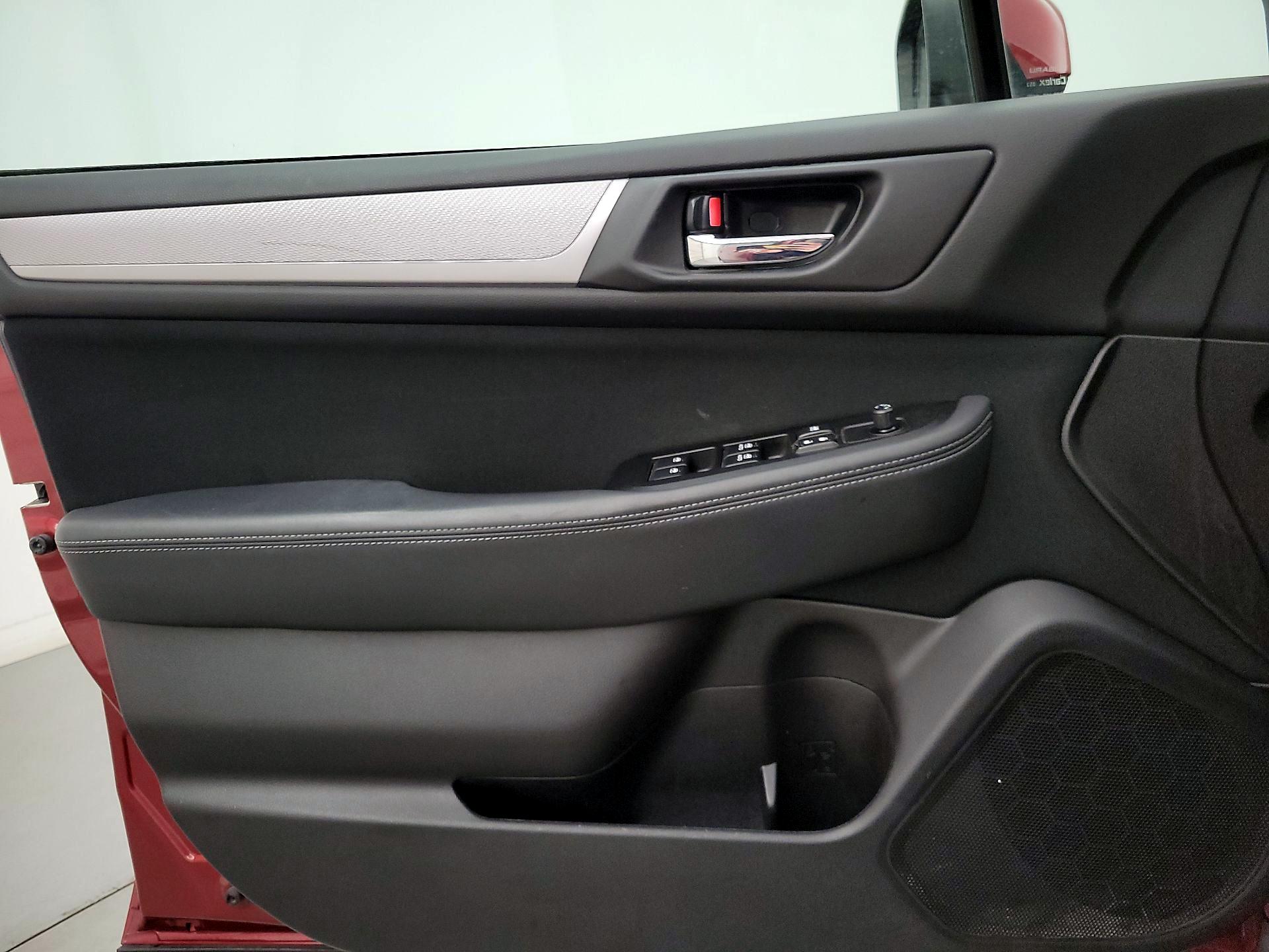 Thumbnail: 2016 Subaru Outback - 12