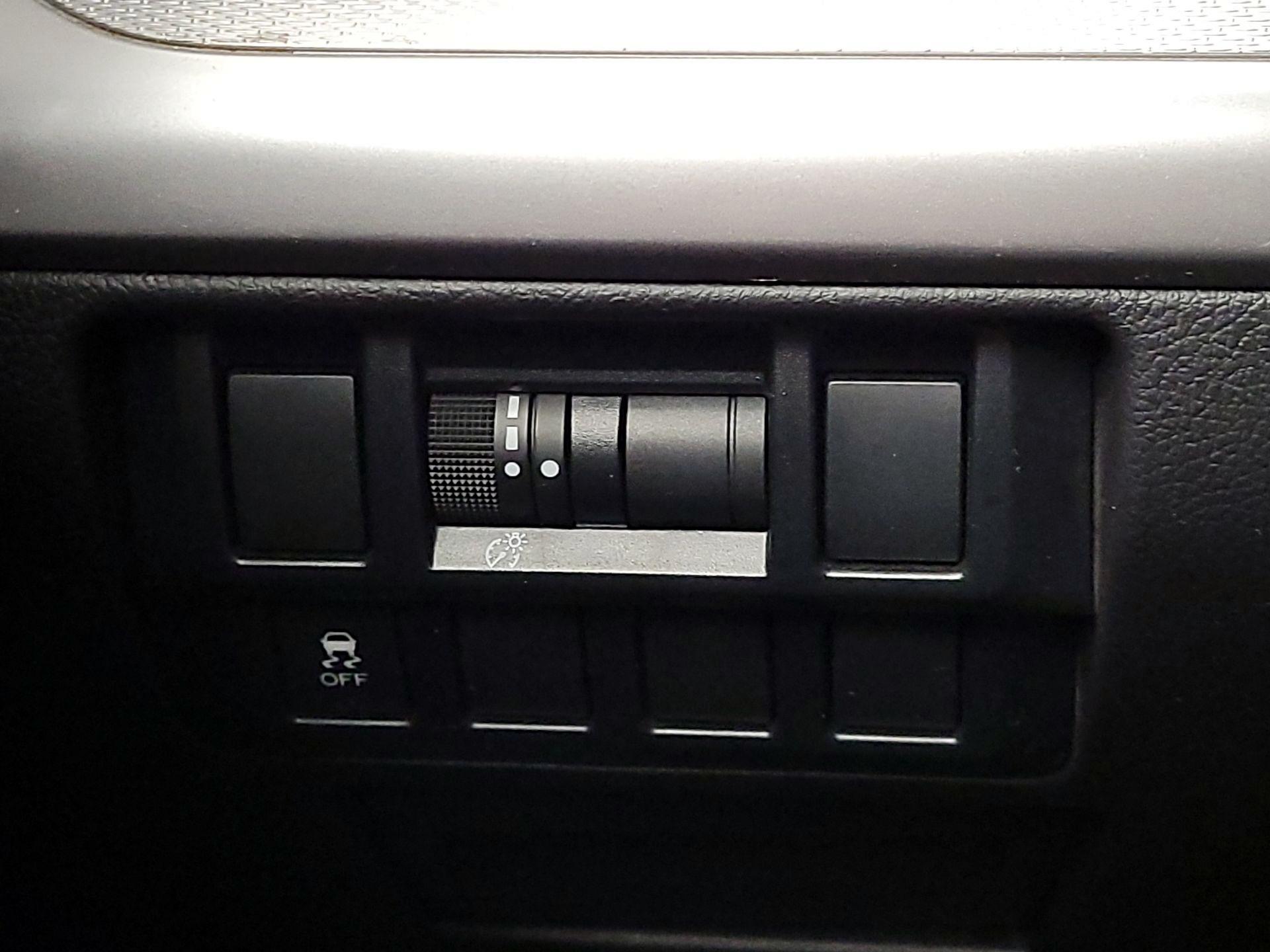 Thumbnail: 2016 Subaru Outback - 13