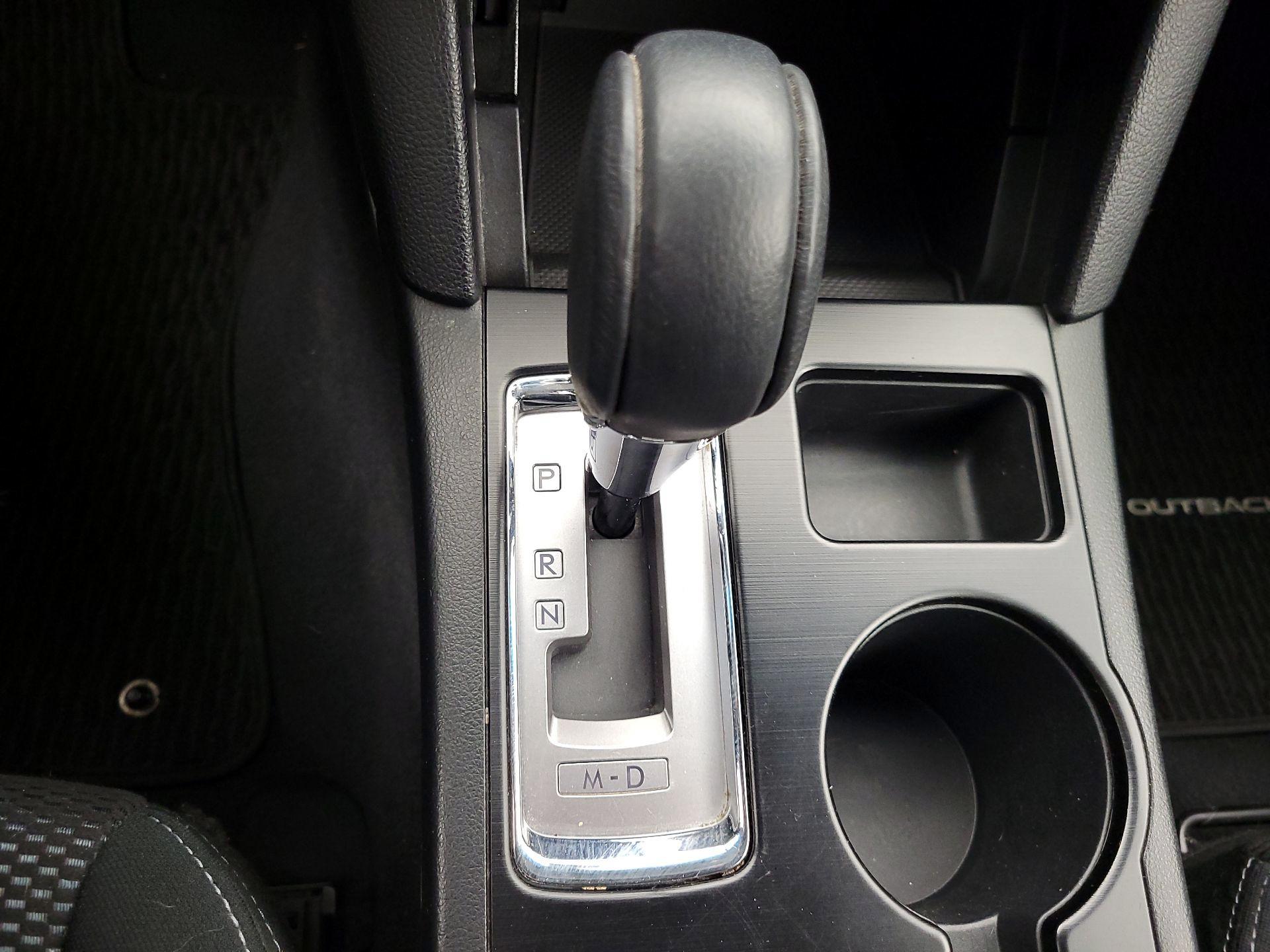 Thumbnail: 2016 Subaru Outback - 17