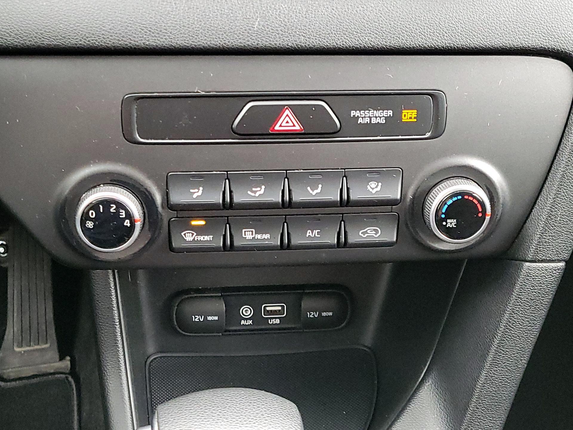 Thumbnail: 2019 Kia Sportage - 16