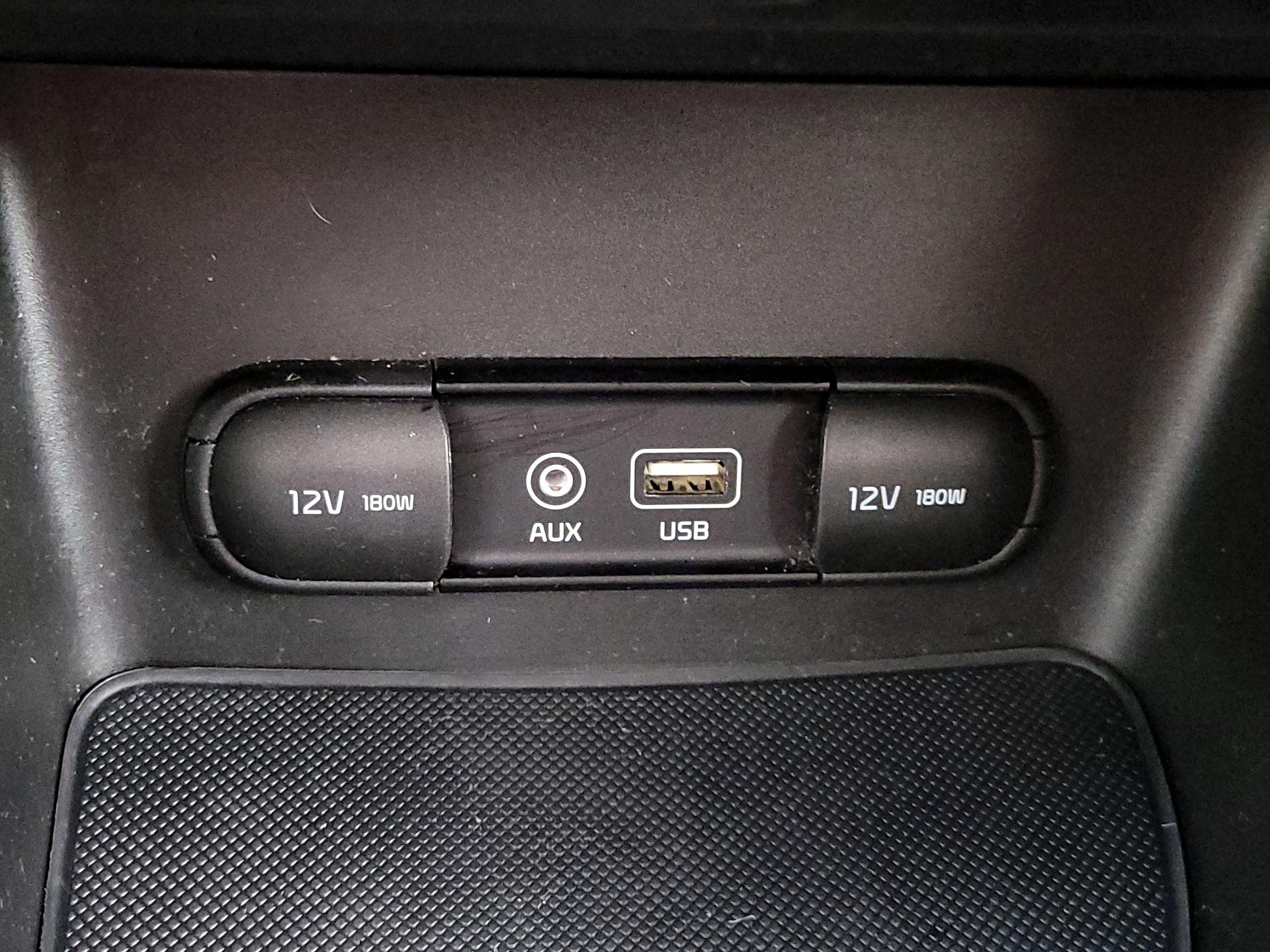 Thumbnail: 2019 Kia Sportage - 18