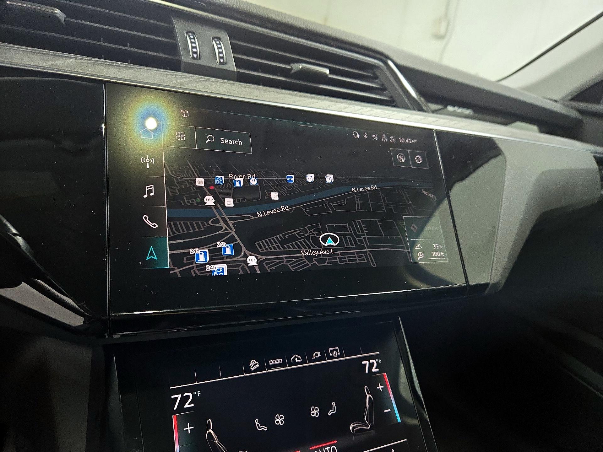 Thumbnail: 2021 Audi e-tron - 14