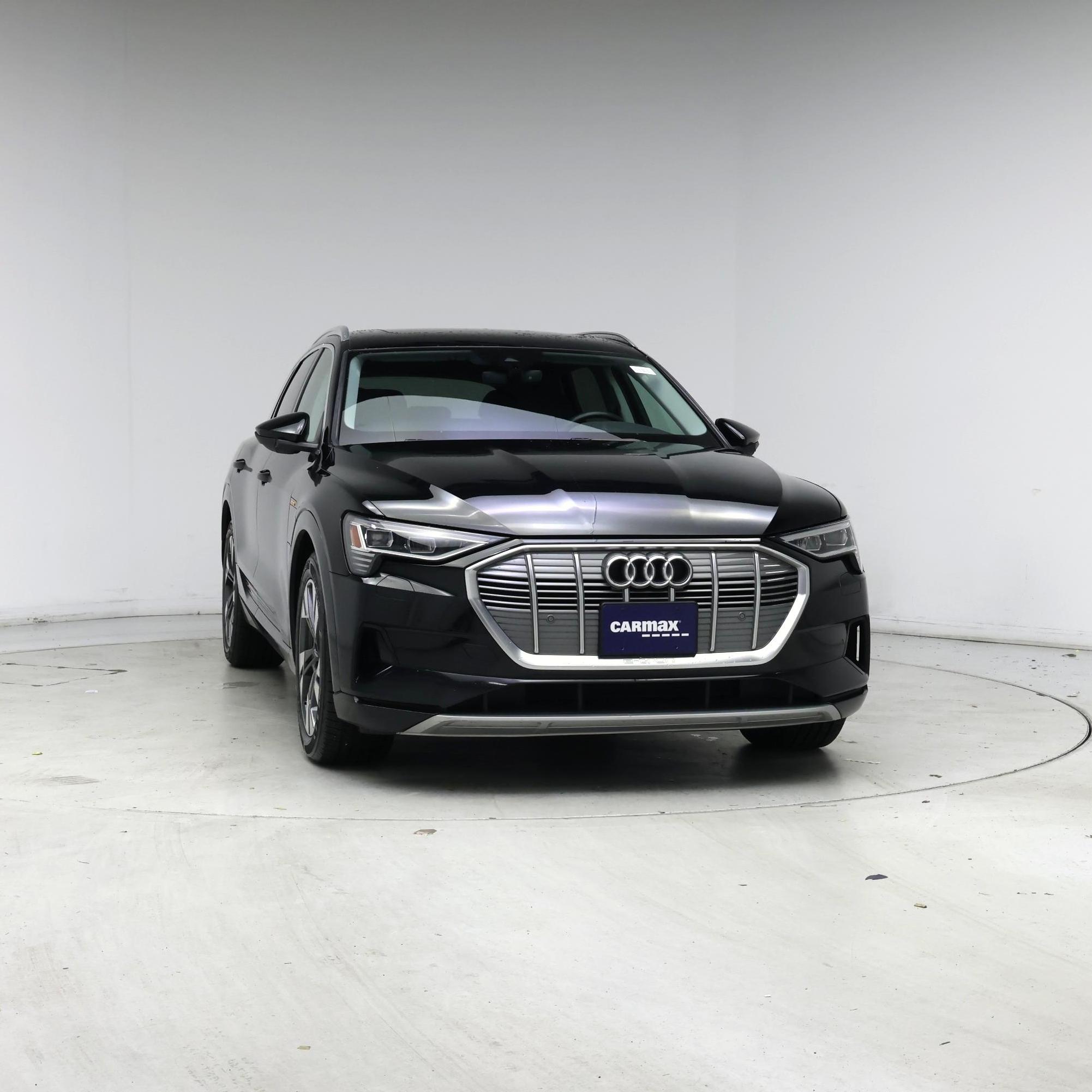 Thumbnail: 2021 Audi e-tron - 5