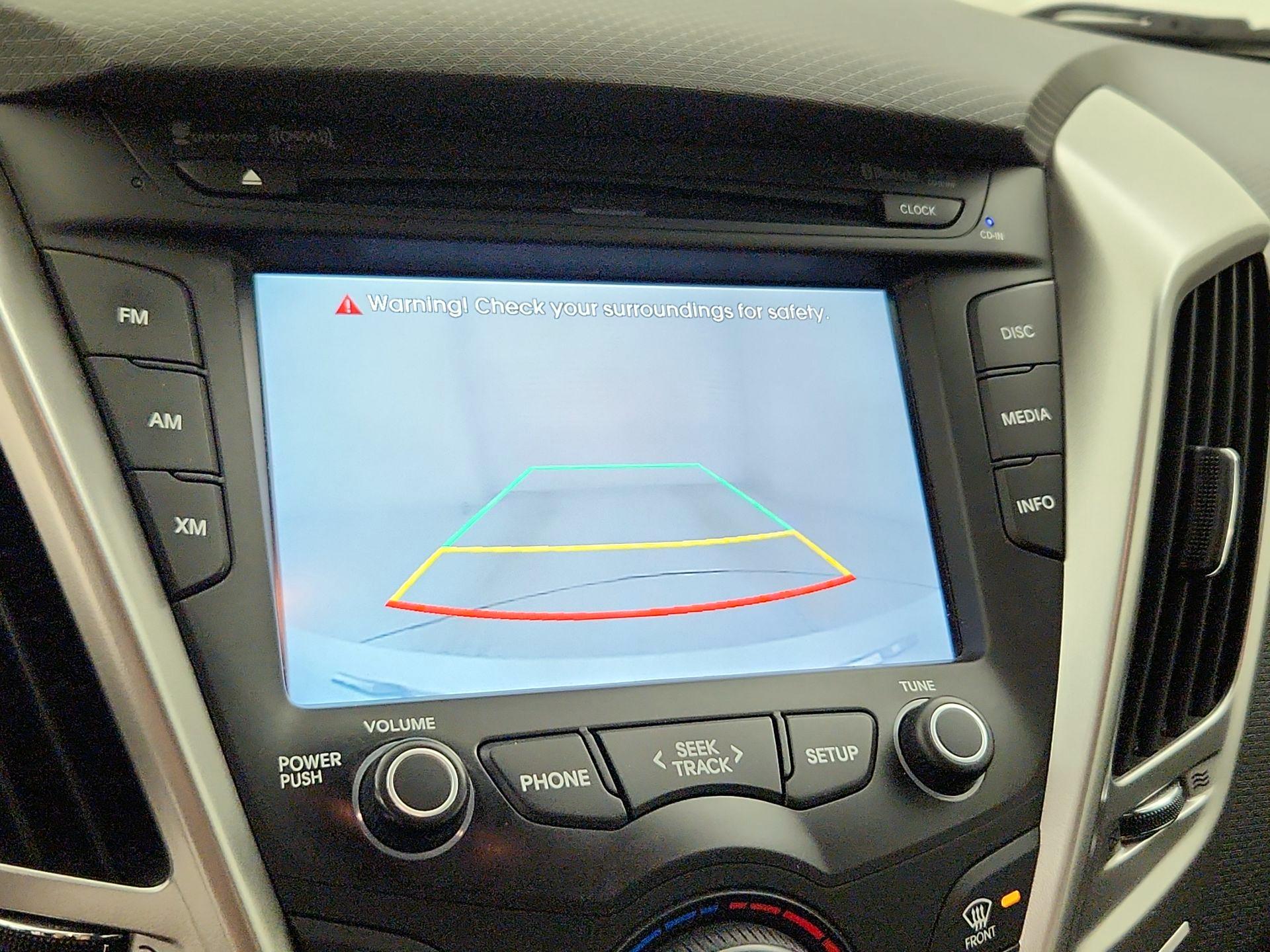 Thumbnail: 2016 Hyundai Veloster - 13