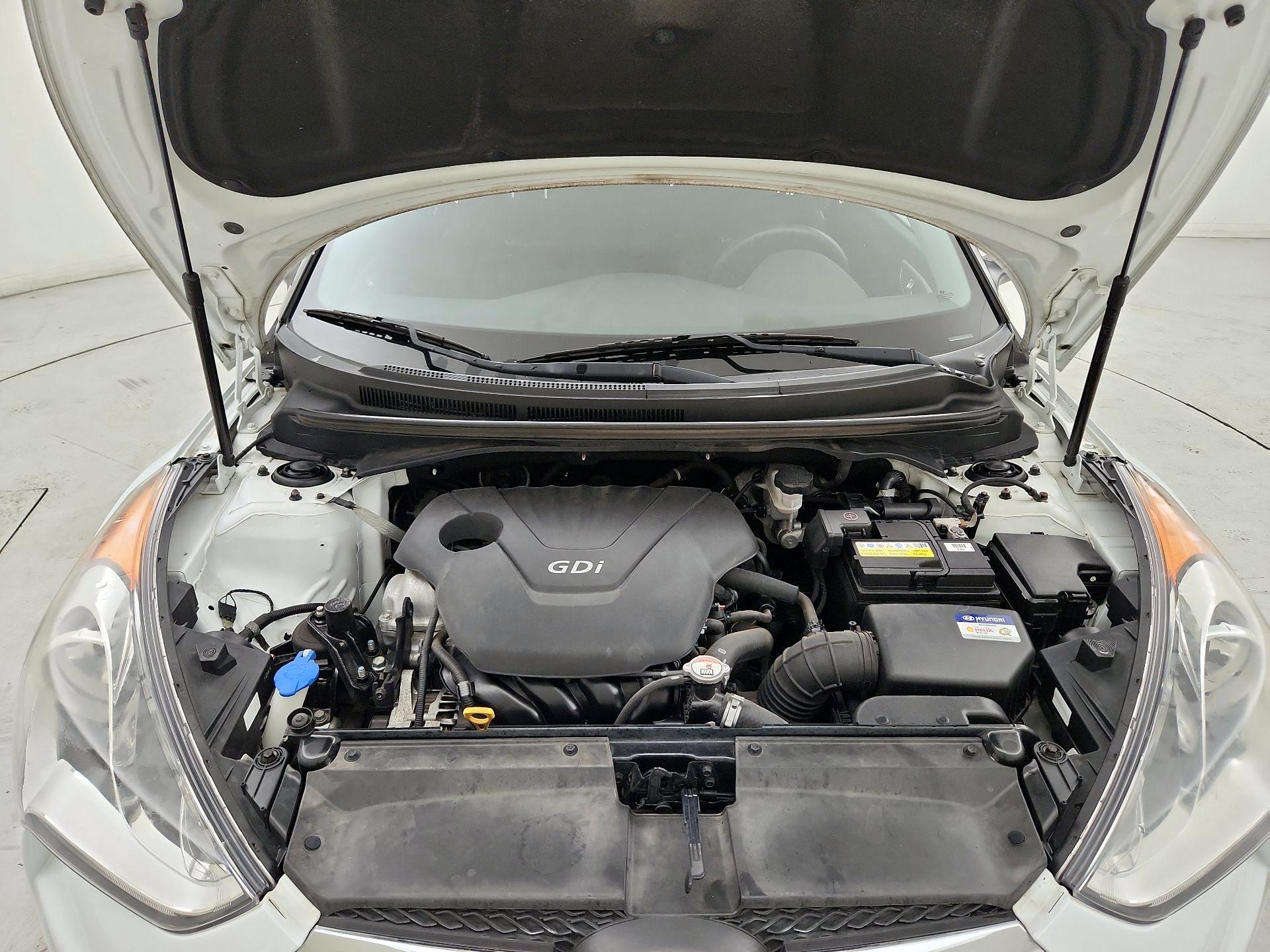 Thumbnail: 2016 Hyundai Veloster - 20