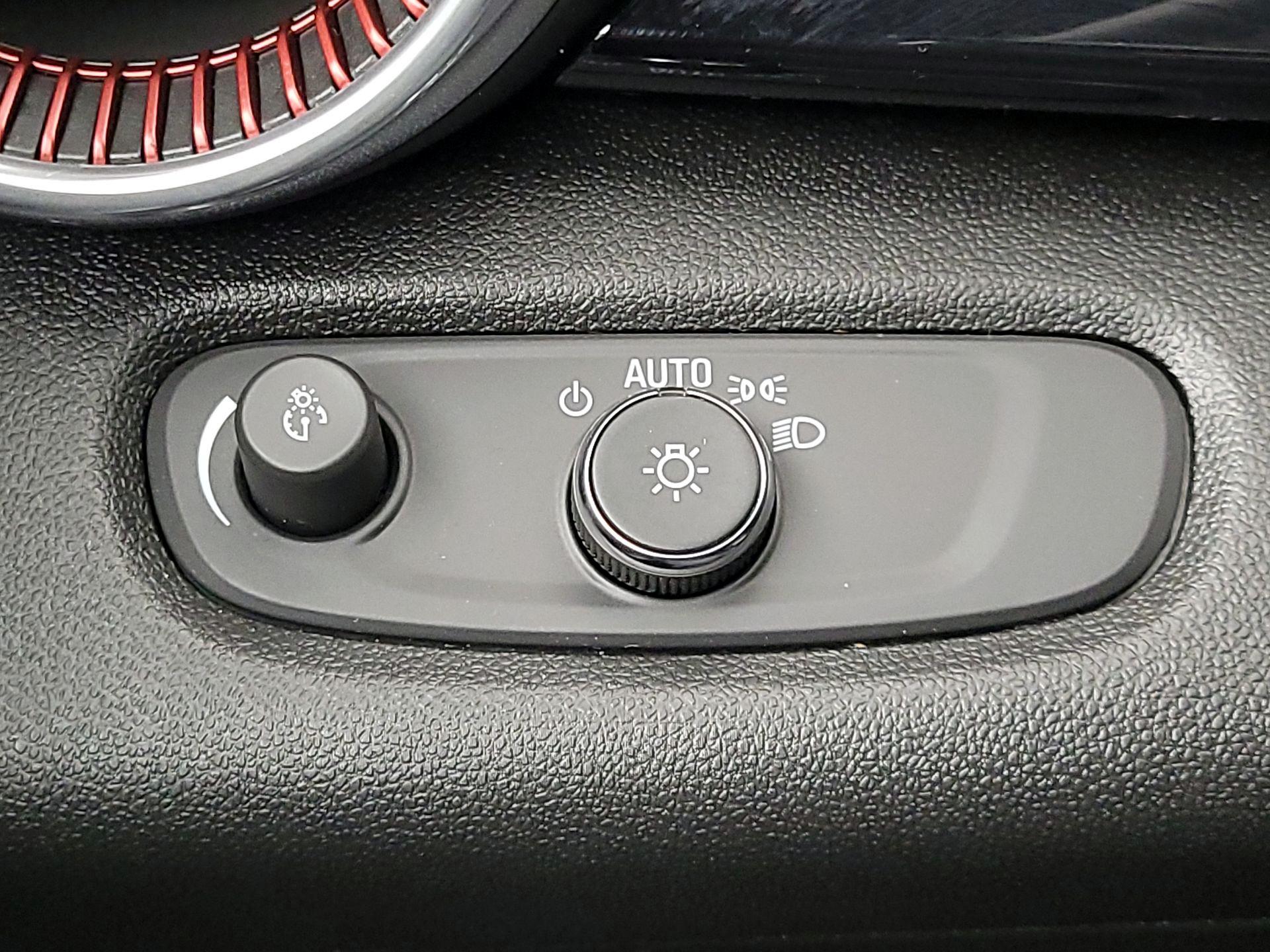 Thumbnail: 2025 Chevrolet Trax - 13