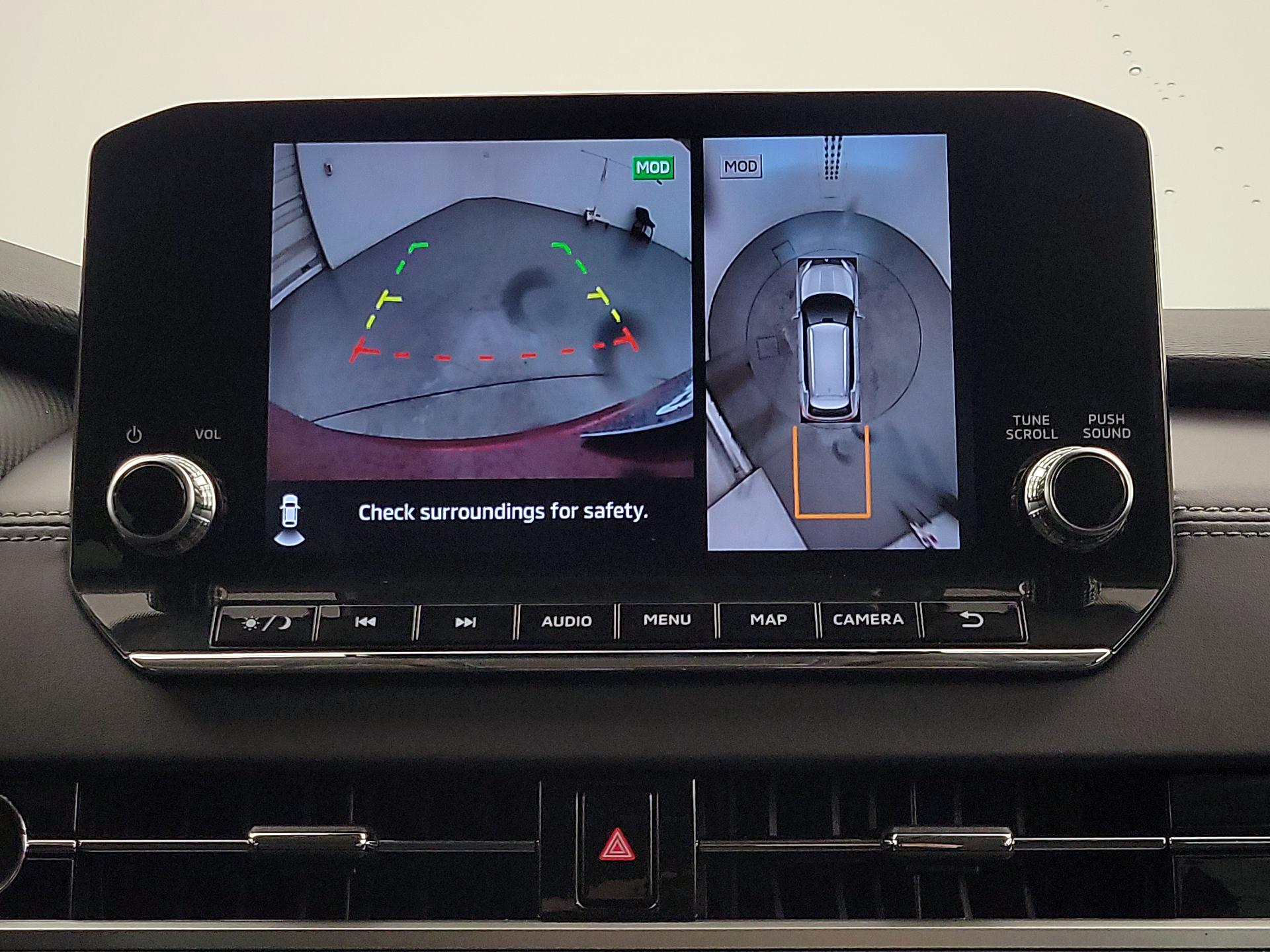 Thumbnail: 2023 Mitsubishi Outlander - 15