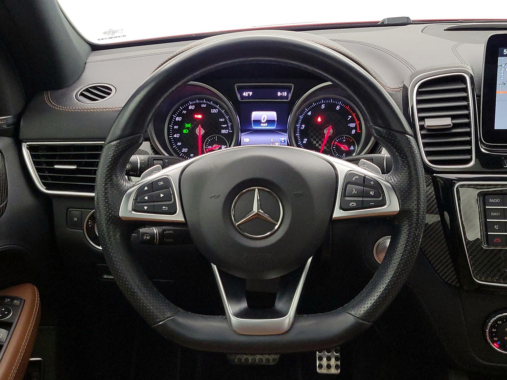 Thumbnail: 2017 Mercedes-Benz GLE - 10