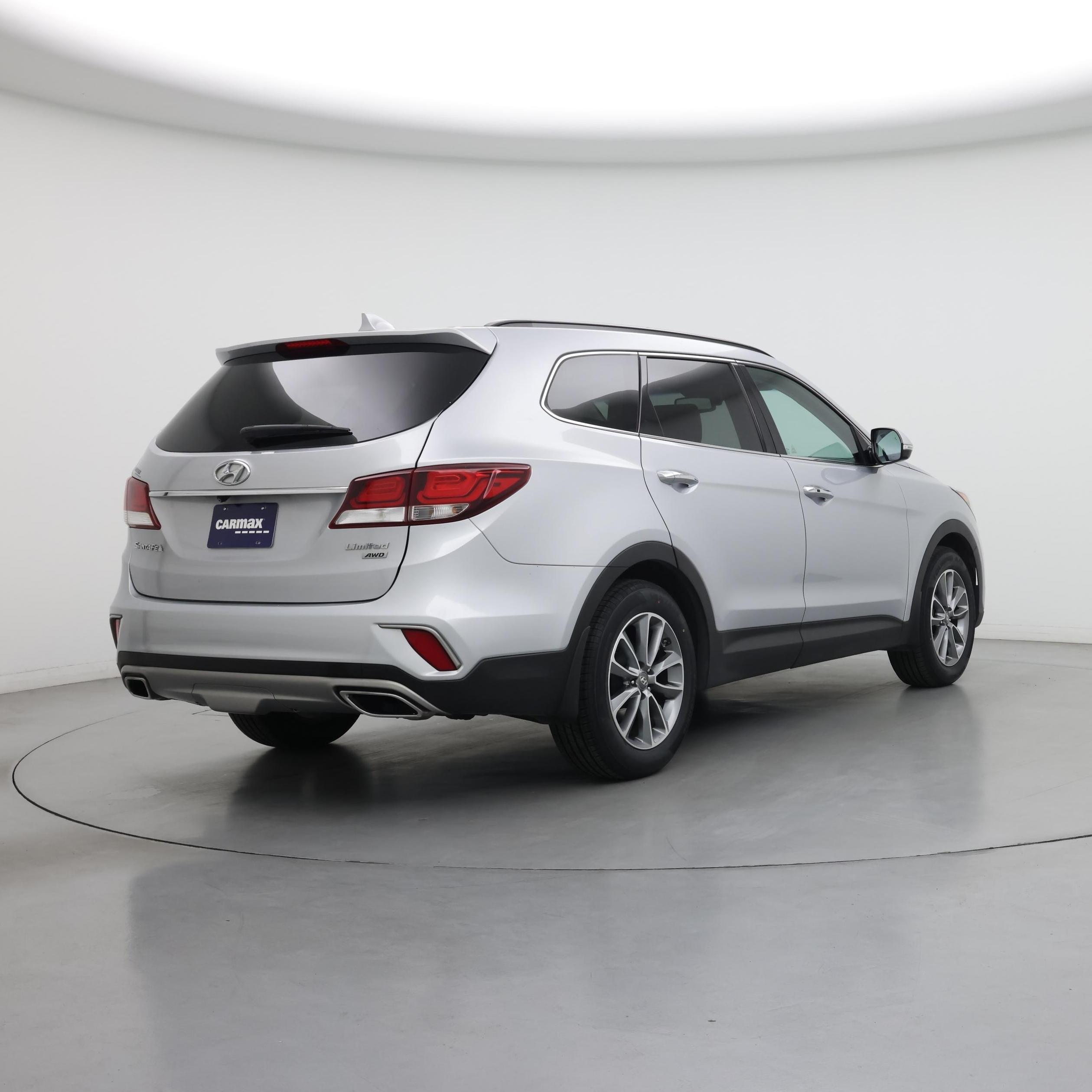 Thumbnail: 2017 Hyundai Santa Fe - 8