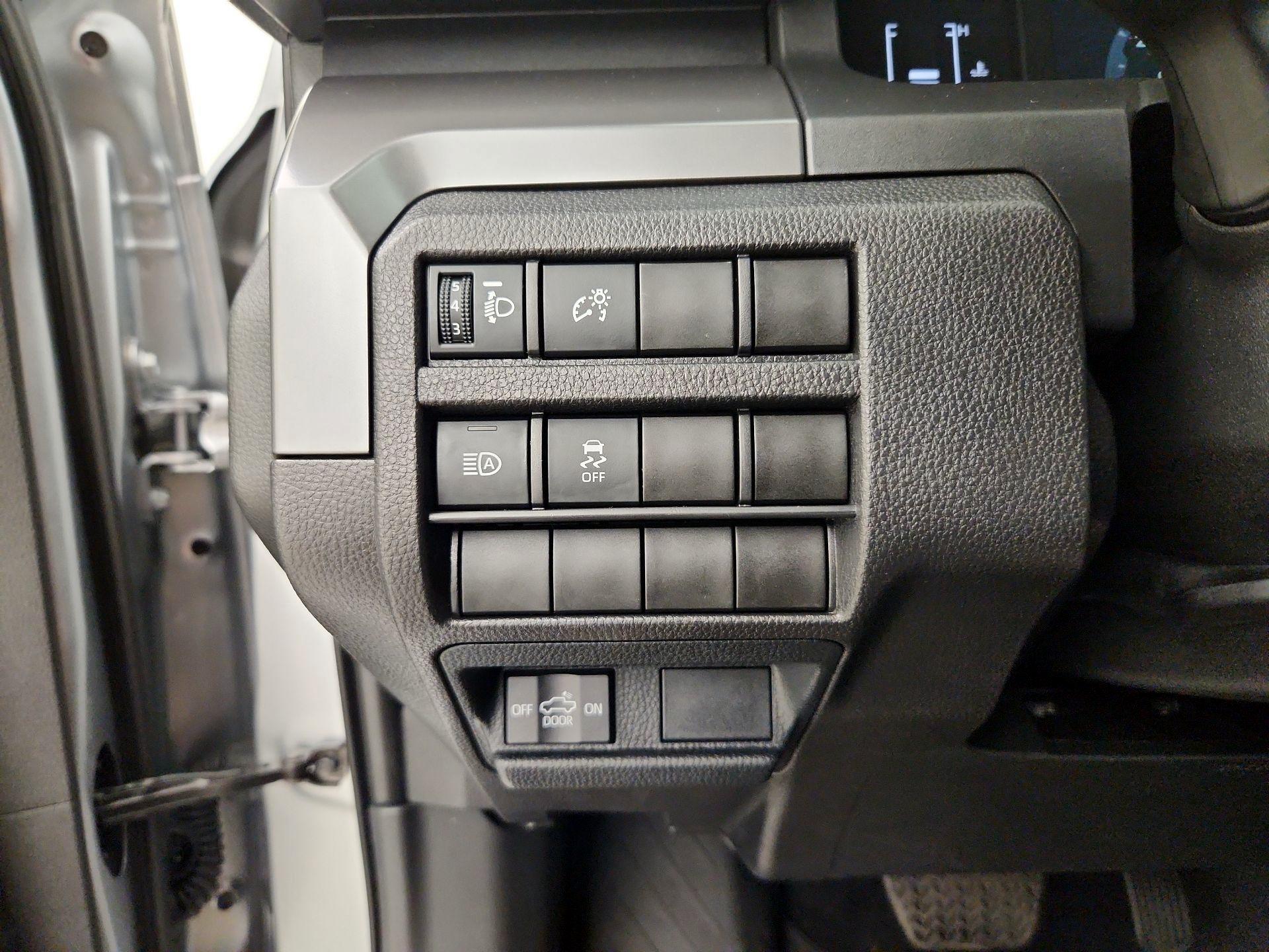 Thumbnail: 2024 Toyota Tacoma - 13