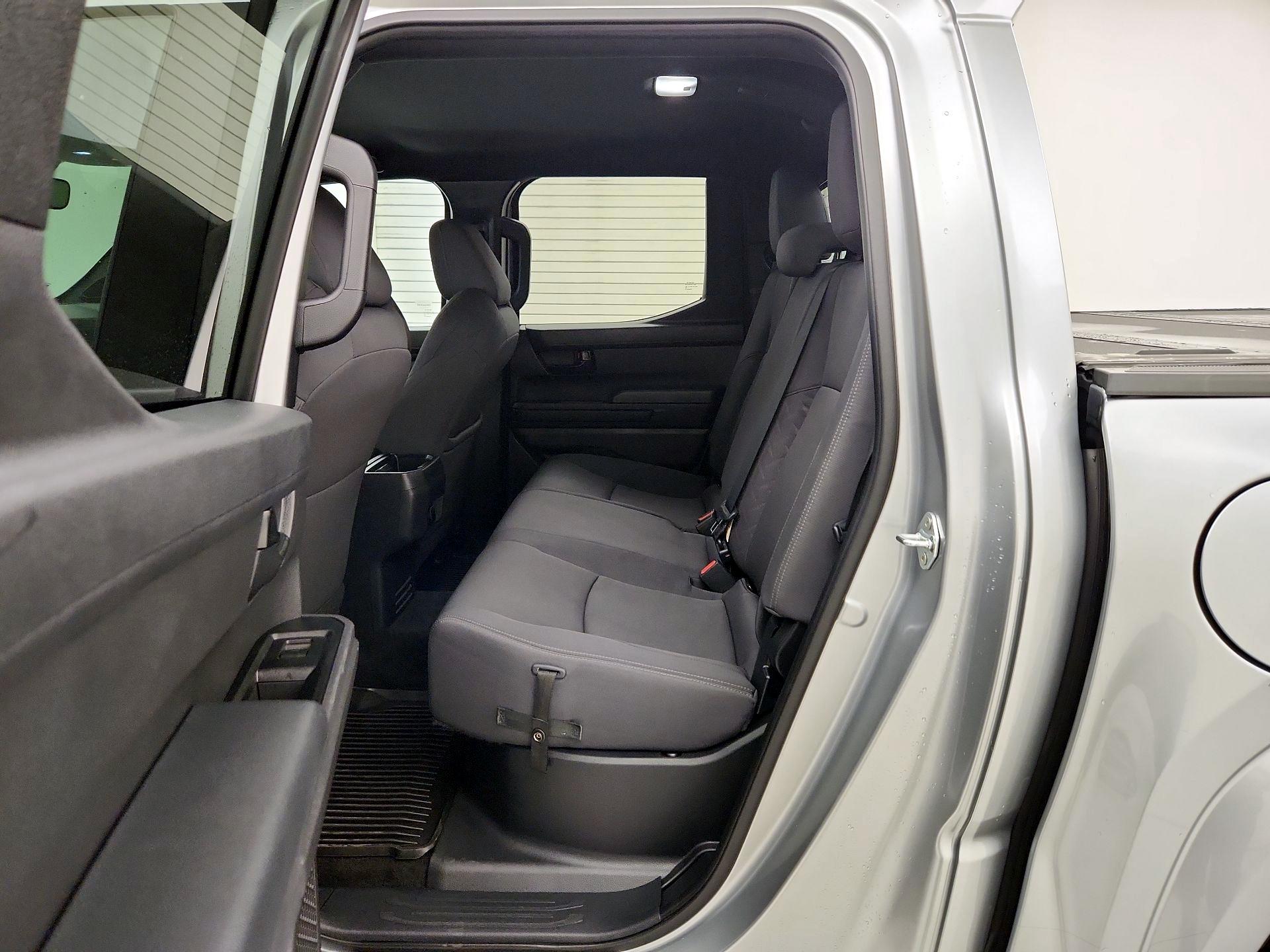 Thumbnail: 2024 Toyota Tacoma - 19