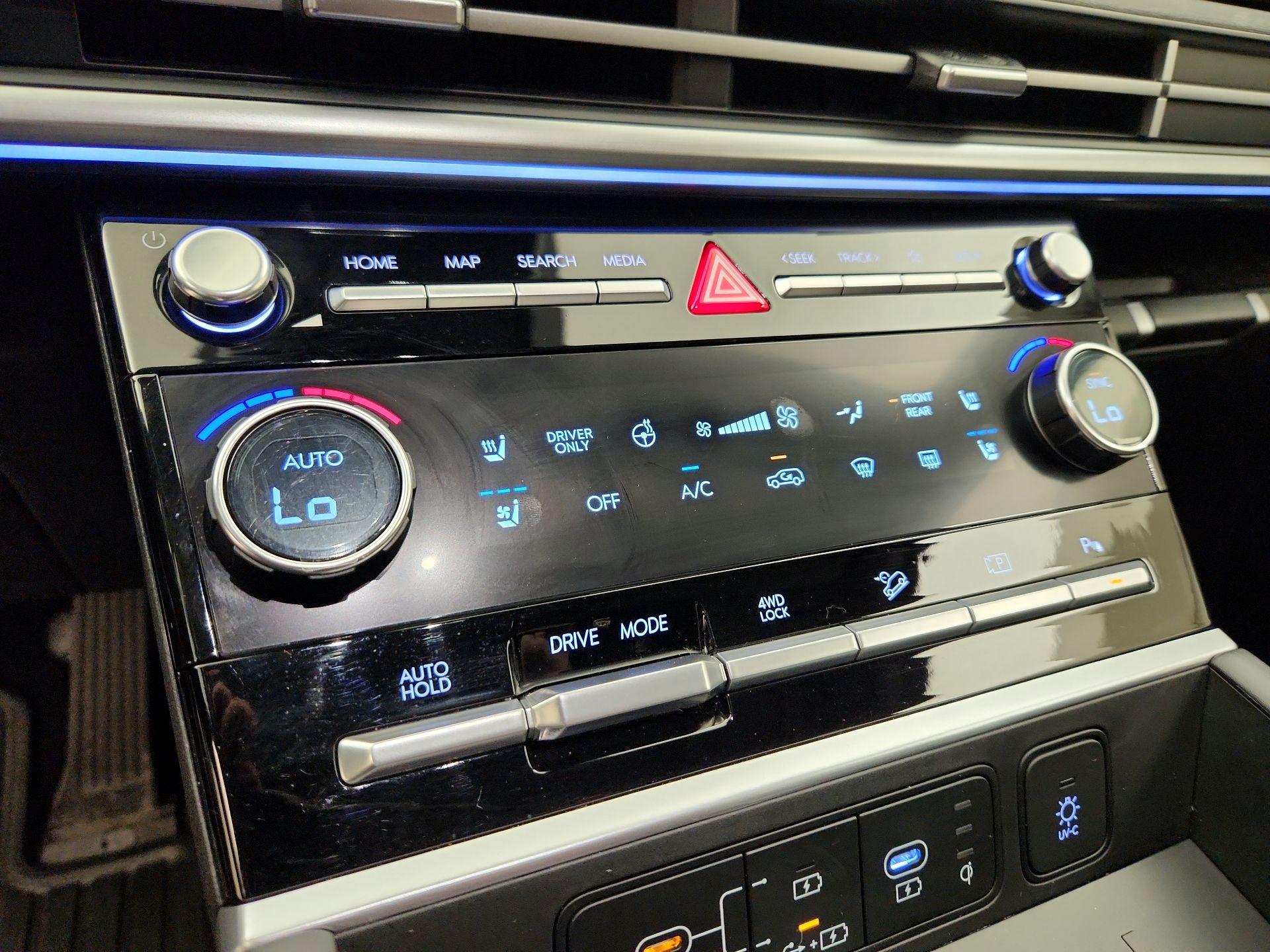 Thumbnail: 2024 Hyundai Santa Fe - 17