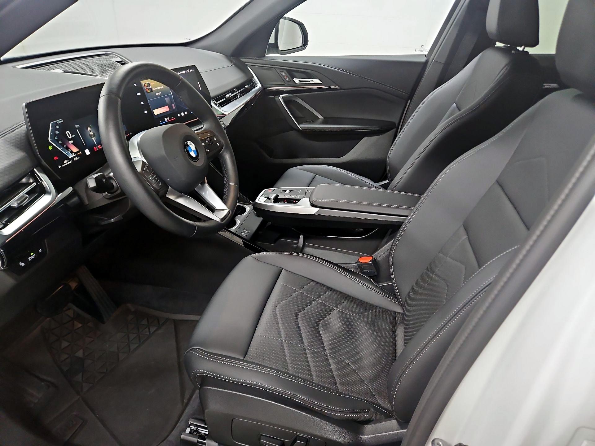 Thumbnail: 2026 BMW X2 - 11