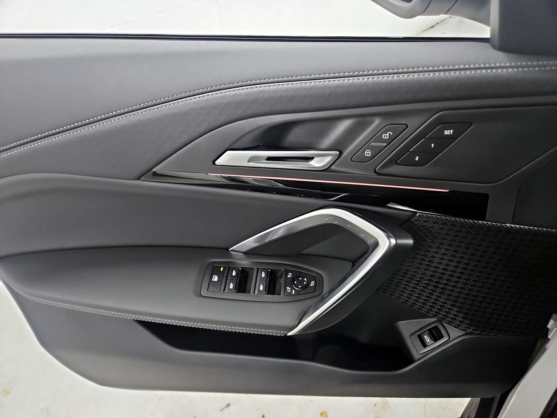 Thumbnail: 2026 BMW X2 - 12