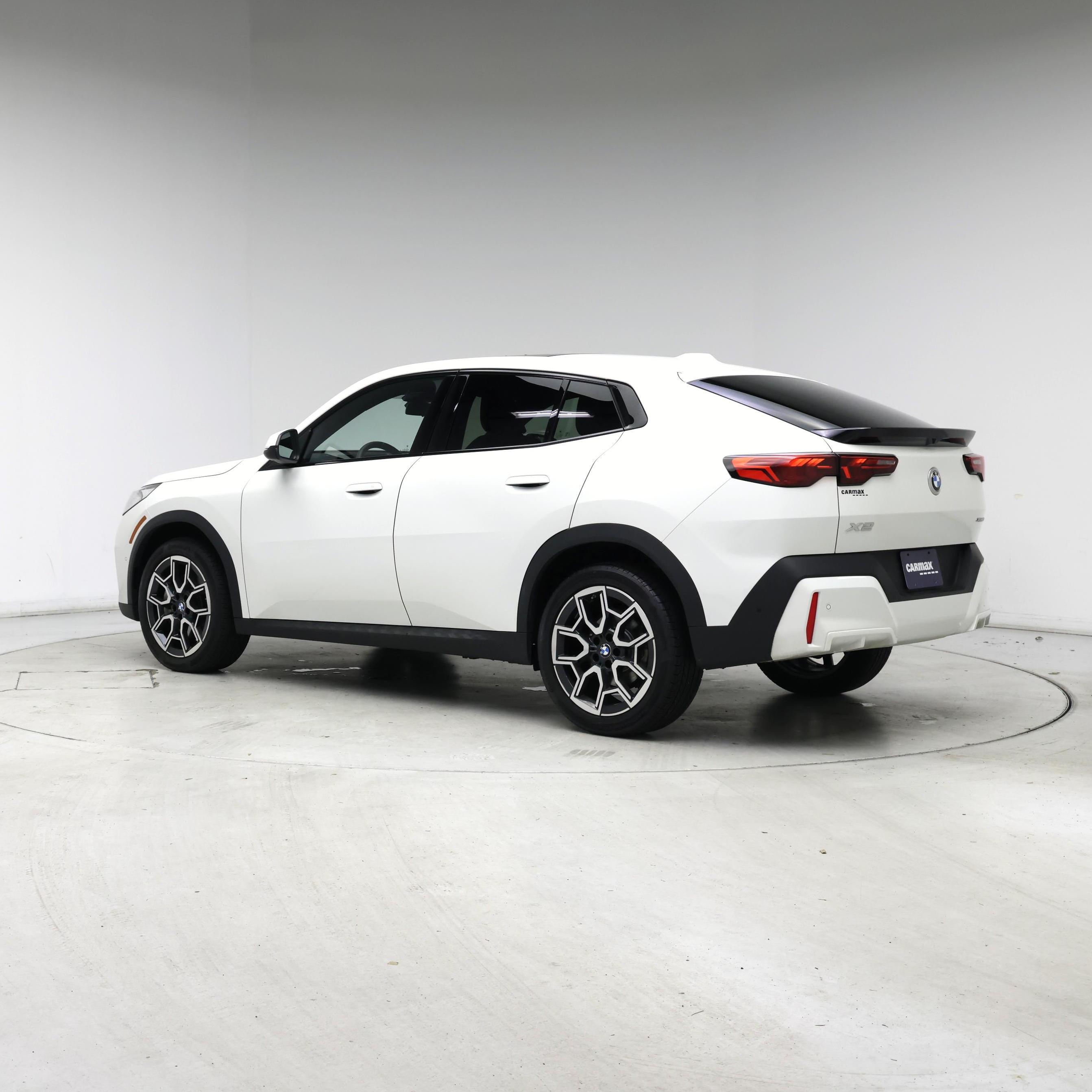 Thumbnail: 2026 BMW X2 - 2