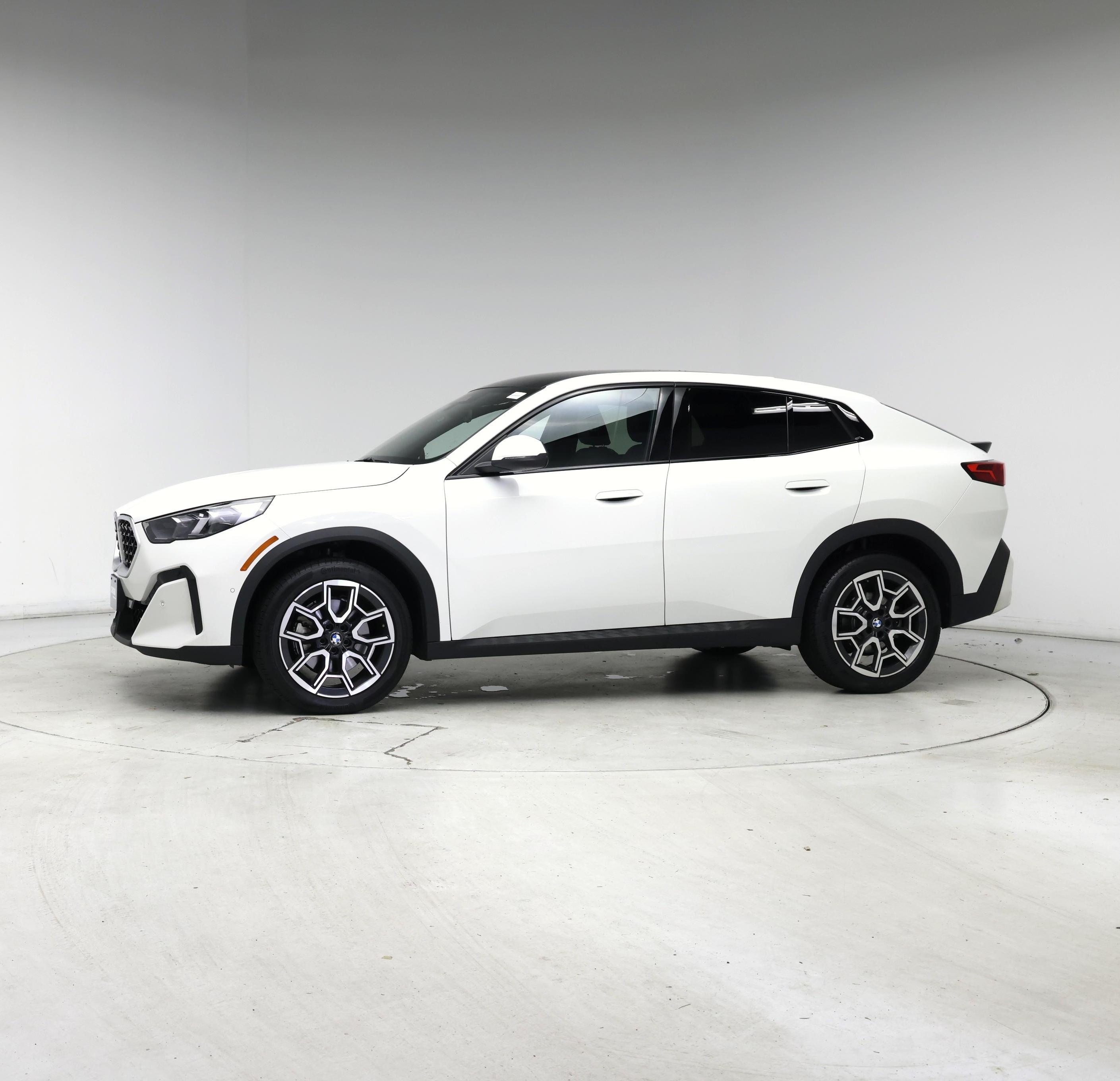 Thumbnail: 2026 BMW X2 - 3