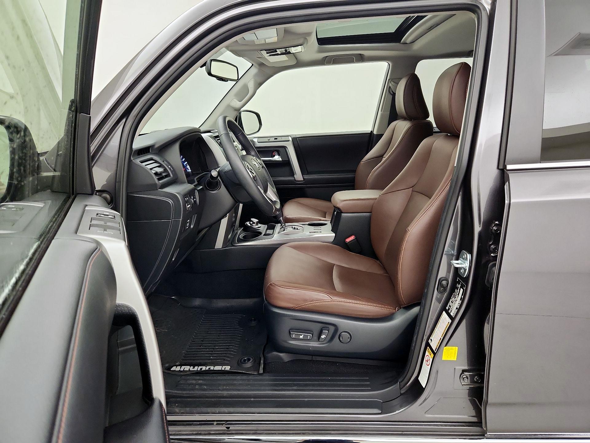 Thumbnail: 2019 Toyota 4Runner - 11