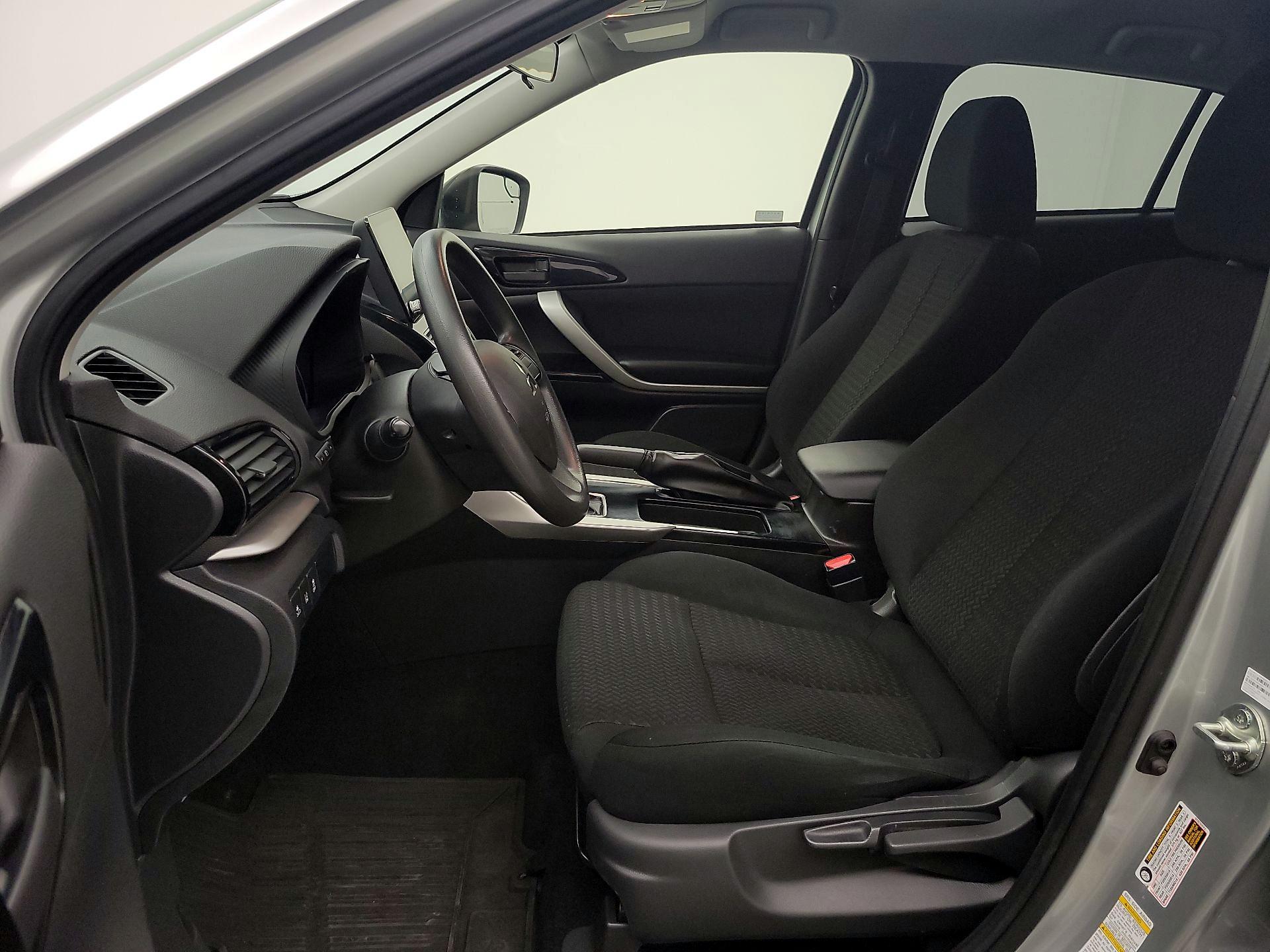 Thumbnail: 2023 Mitsubishi Eclipse Cross - 11