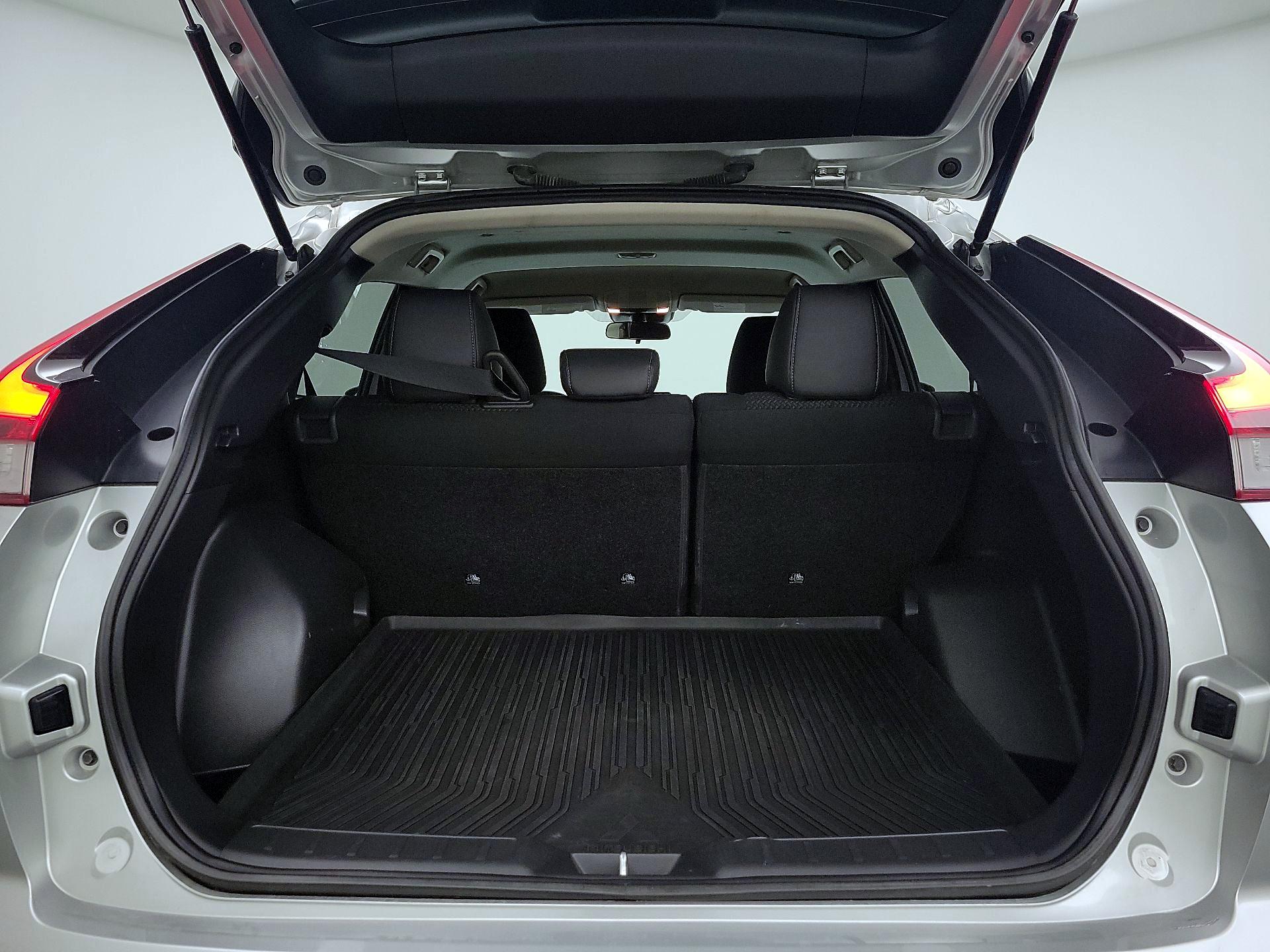 Thumbnail: 2023 Mitsubishi Eclipse Cross - 20