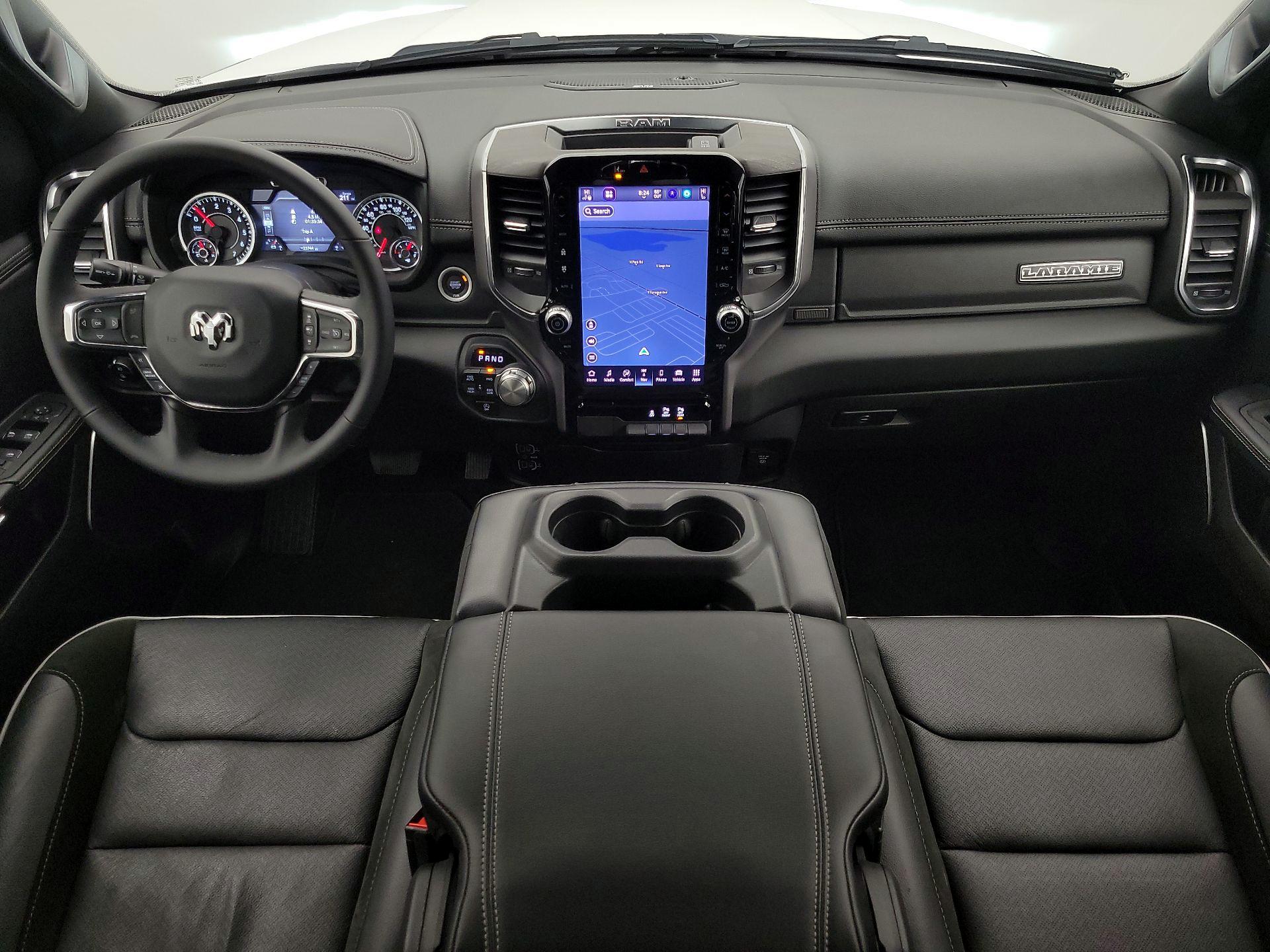 Thumbnail: 2025 RAM 1500 - 9