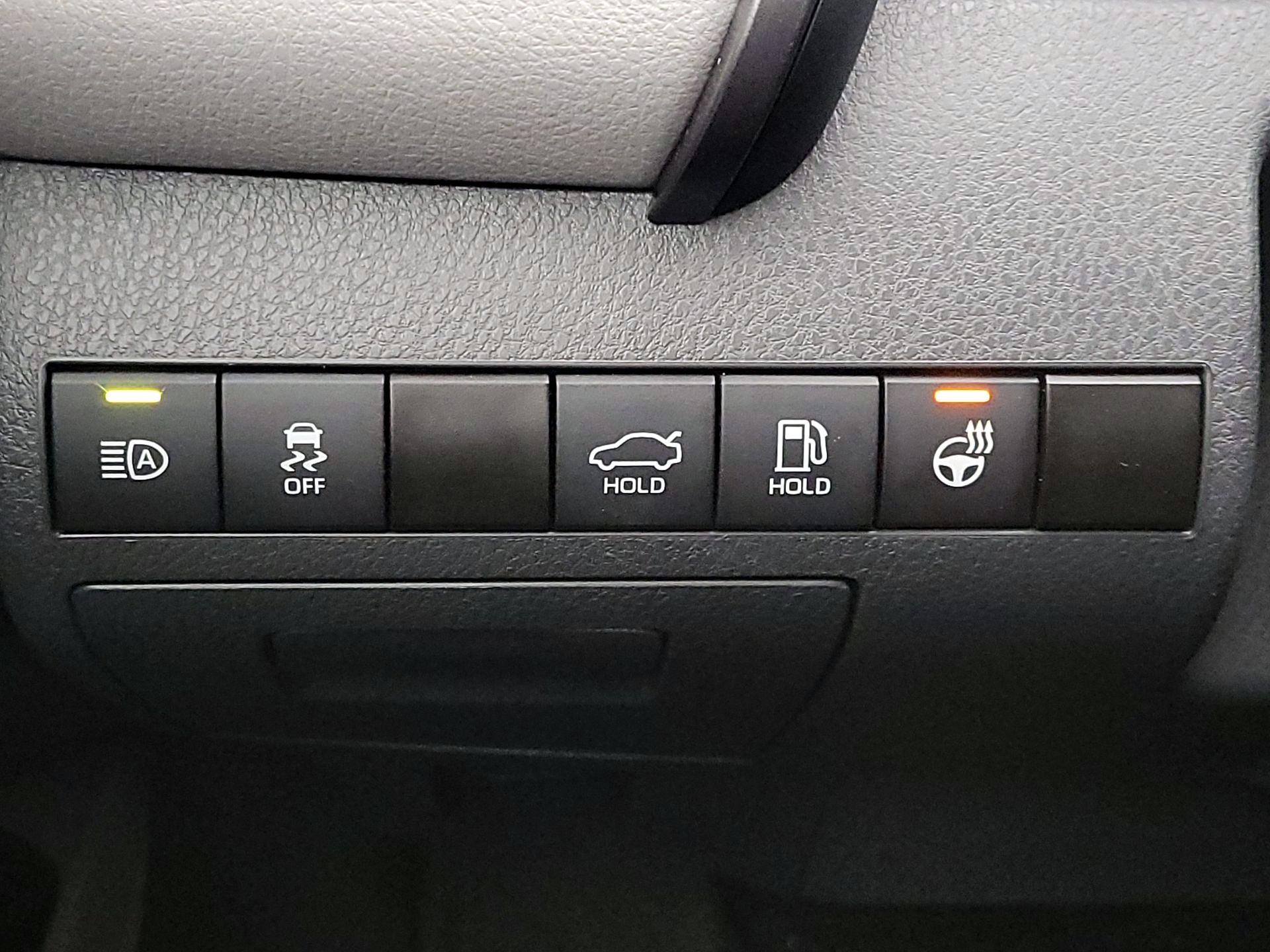 Thumbnail: 2023 Toyota Camry - 13