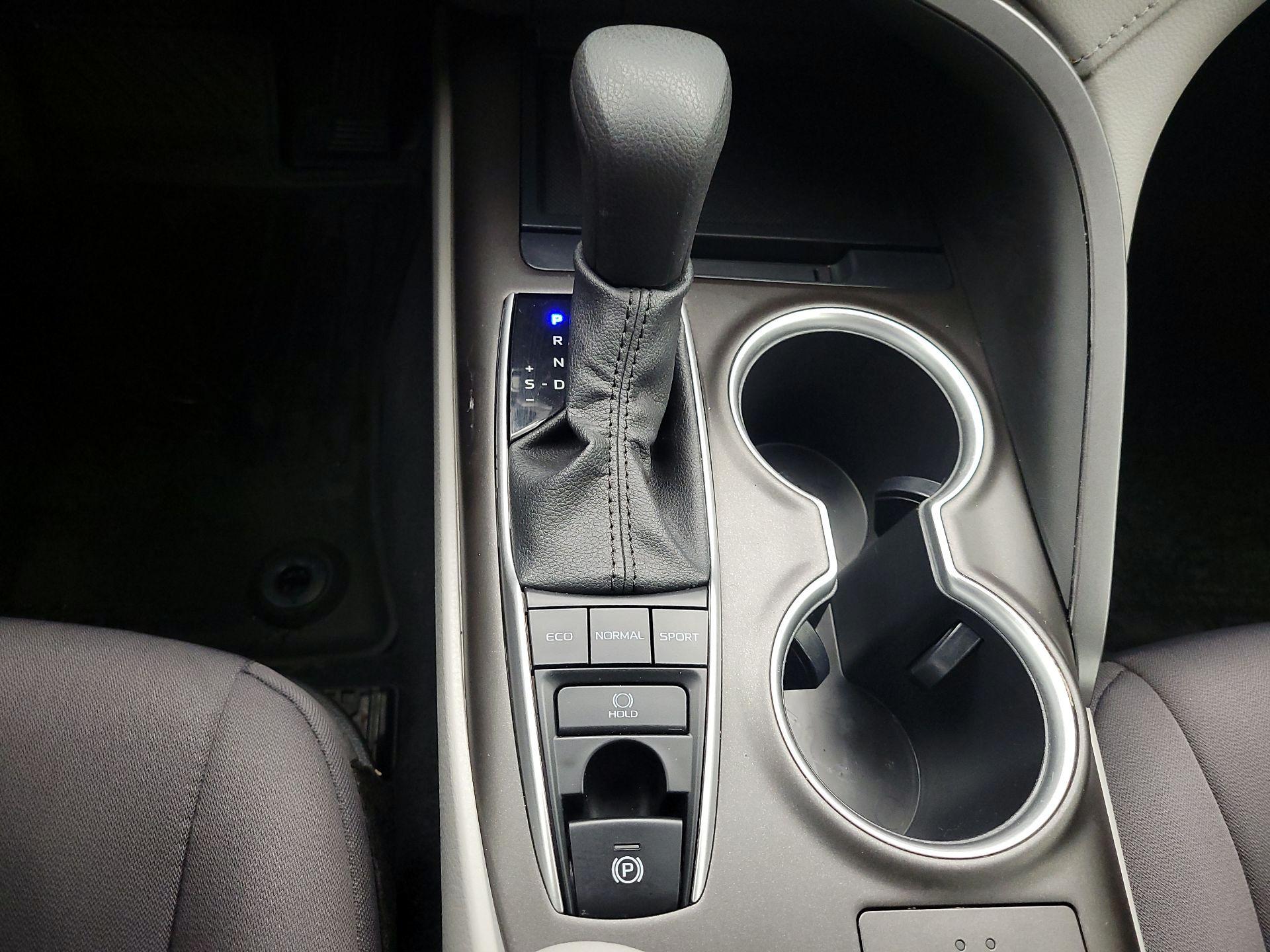 Thumbnail: 2023 Toyota Camry - 18