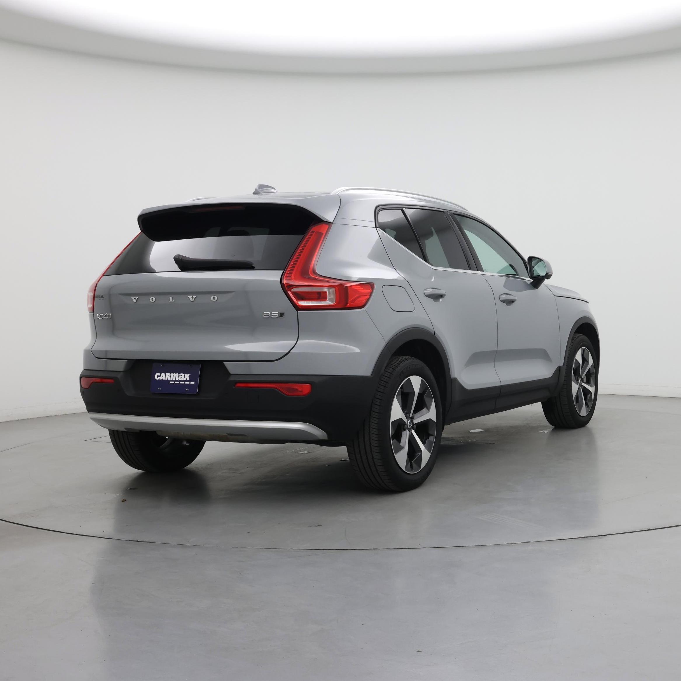 Thumbnail: 2024 Volvo XC40 - 8