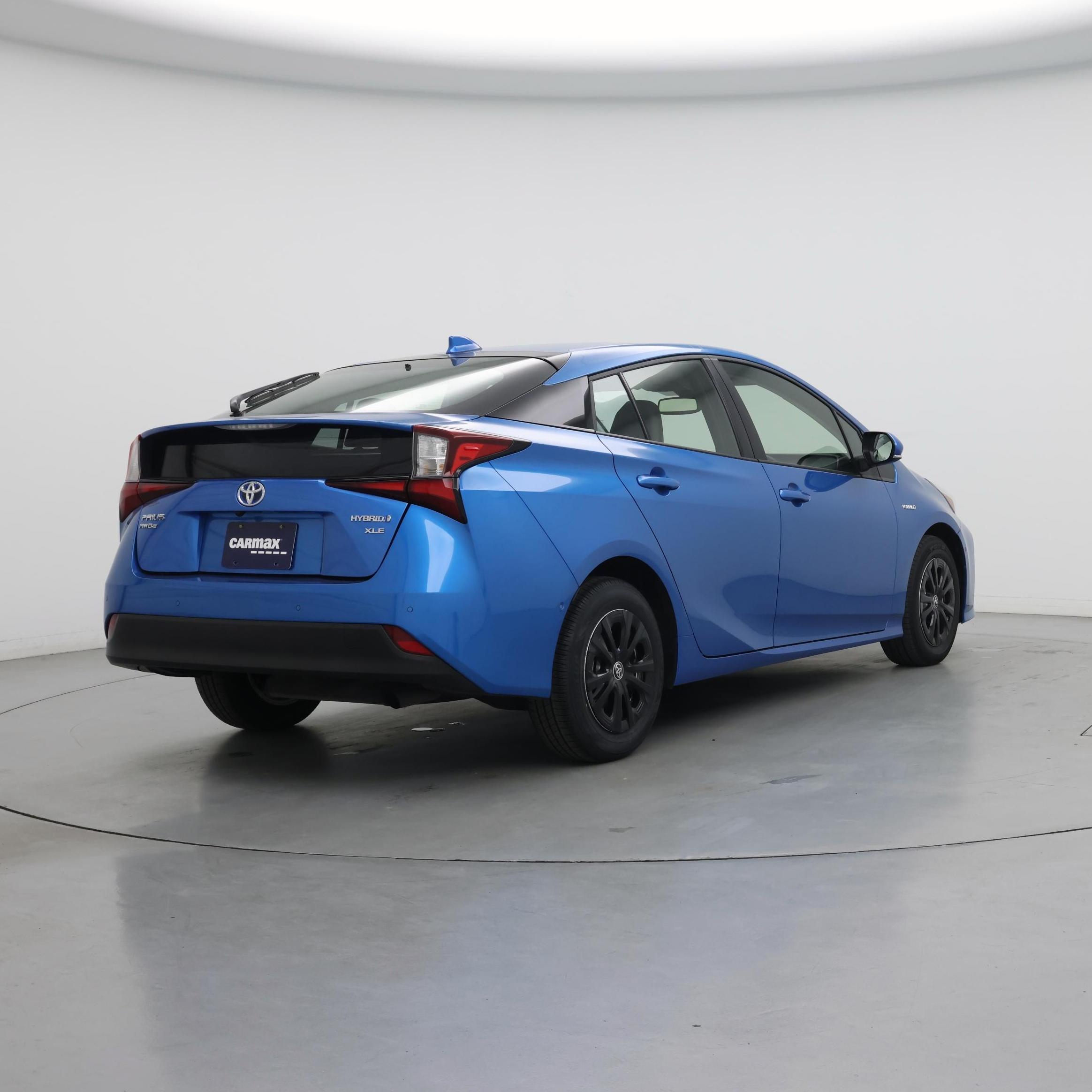 Thumbnail: 2021 Toyota Prius - 8