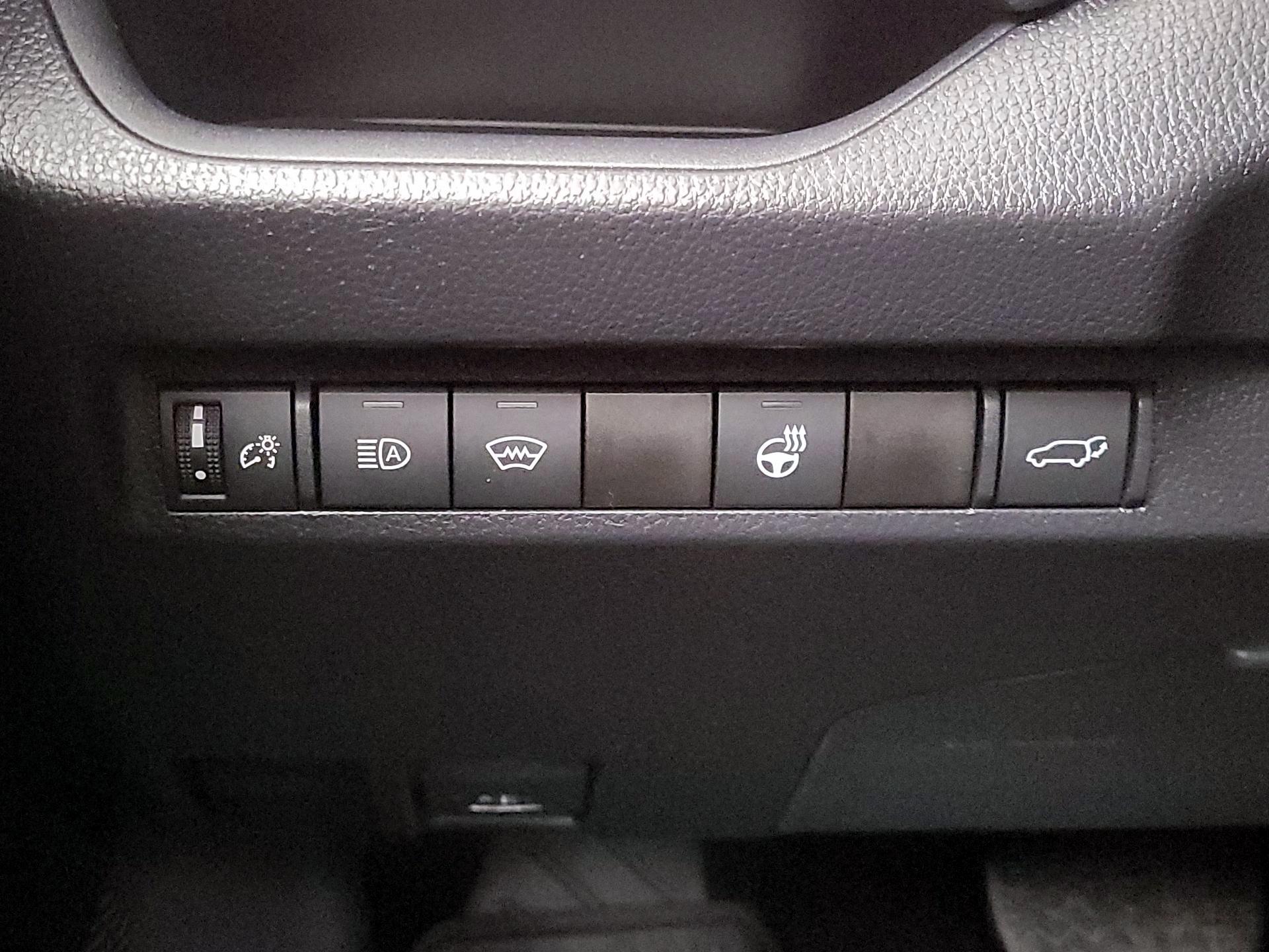 Thumbnail: 2025 Toyota RAV4 - 13