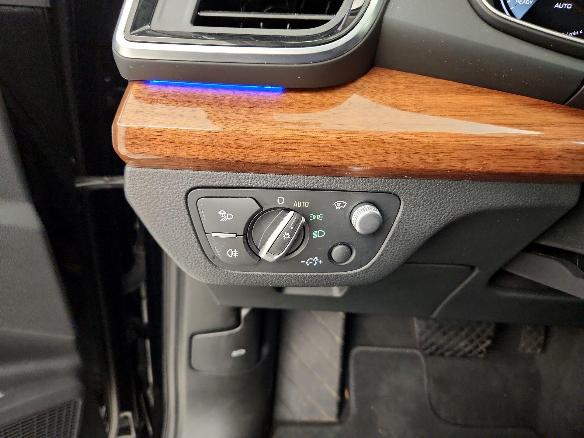 Thumbnail: 2022 Audi Q5 - 13