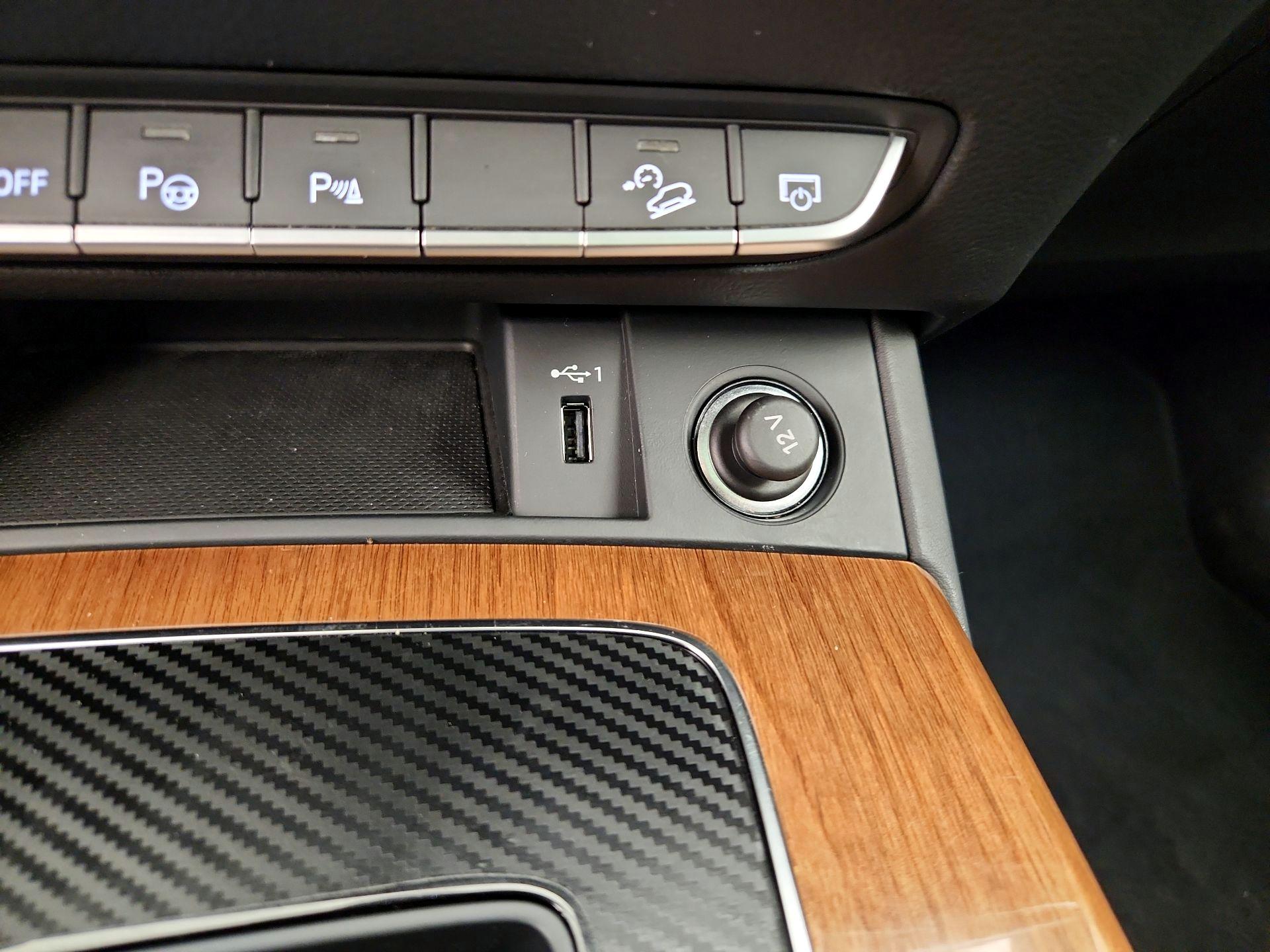 Thumbnail: 2022 Audi Q5 - 19