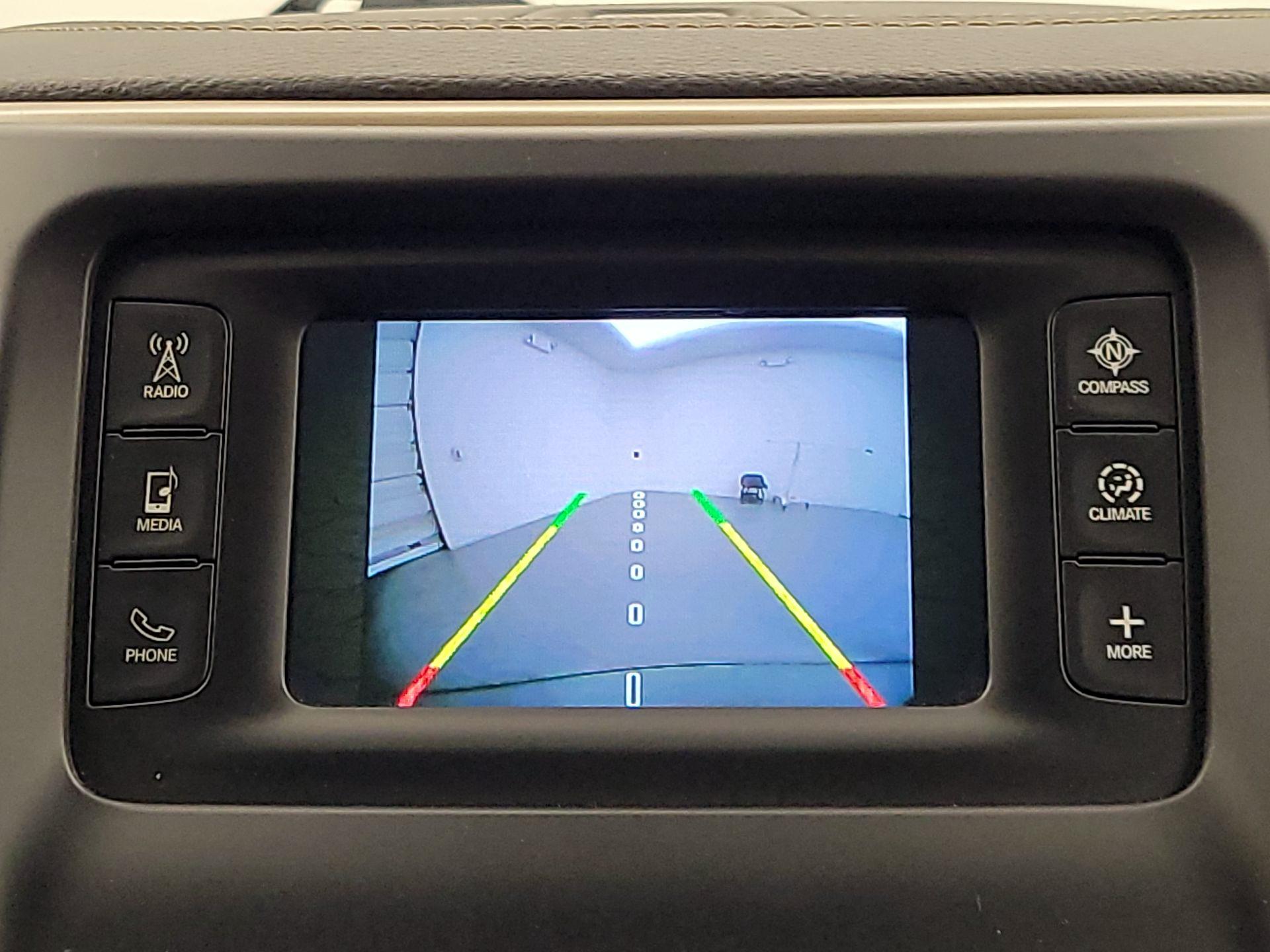 Thumbnail: 2016 Jeep Cherokee - 14