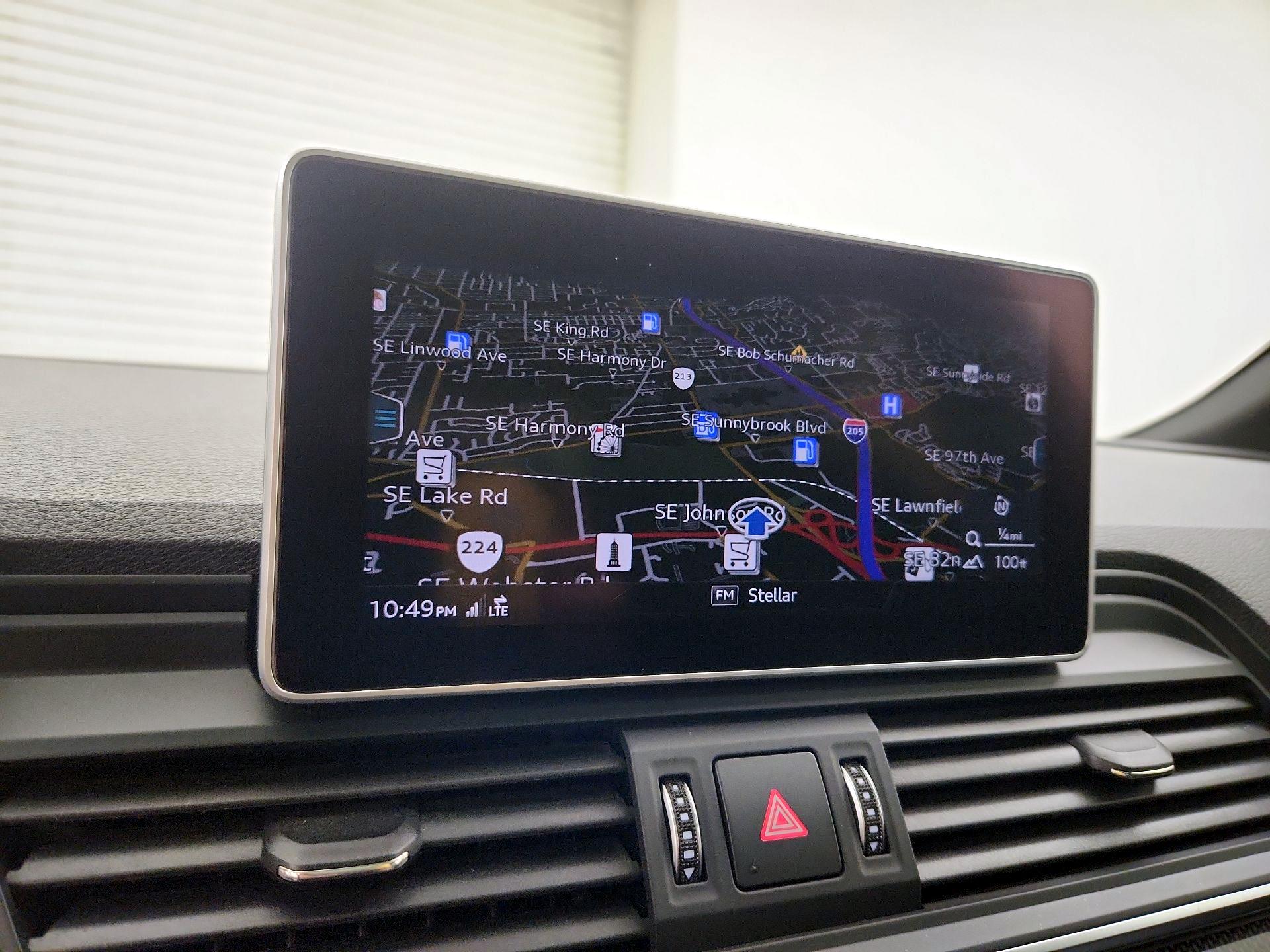 Thumbnail: 2020 Audi SQ5 - 14