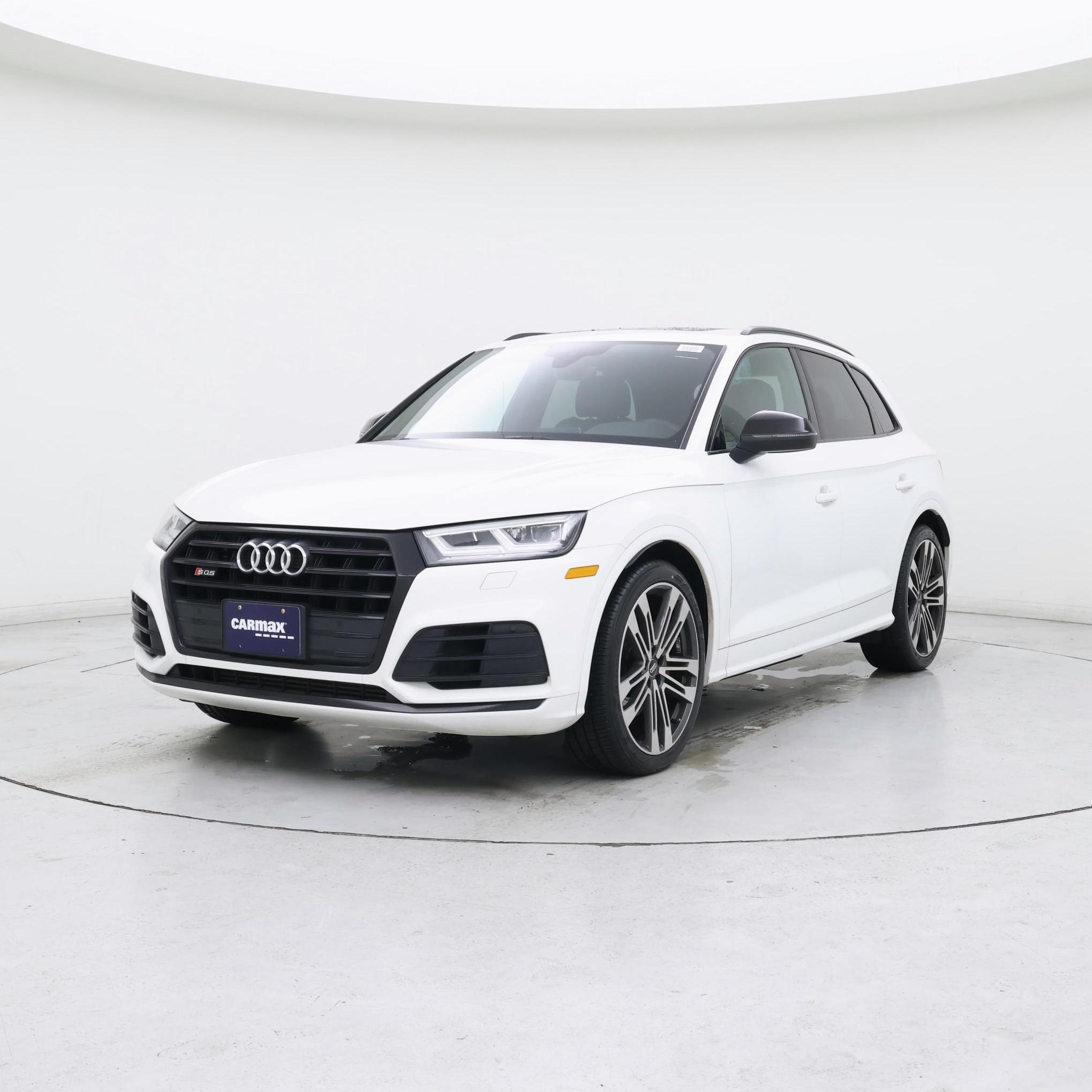 Thumbnail: 2020 Audi SQ5 - 4